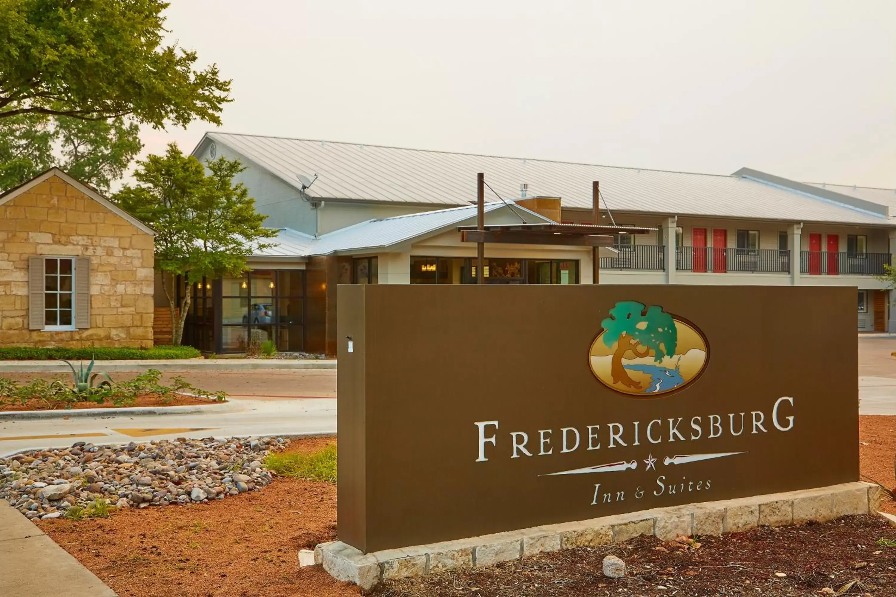 Fredericksburg Inn and Suites Fredericksburg Inn and Suites