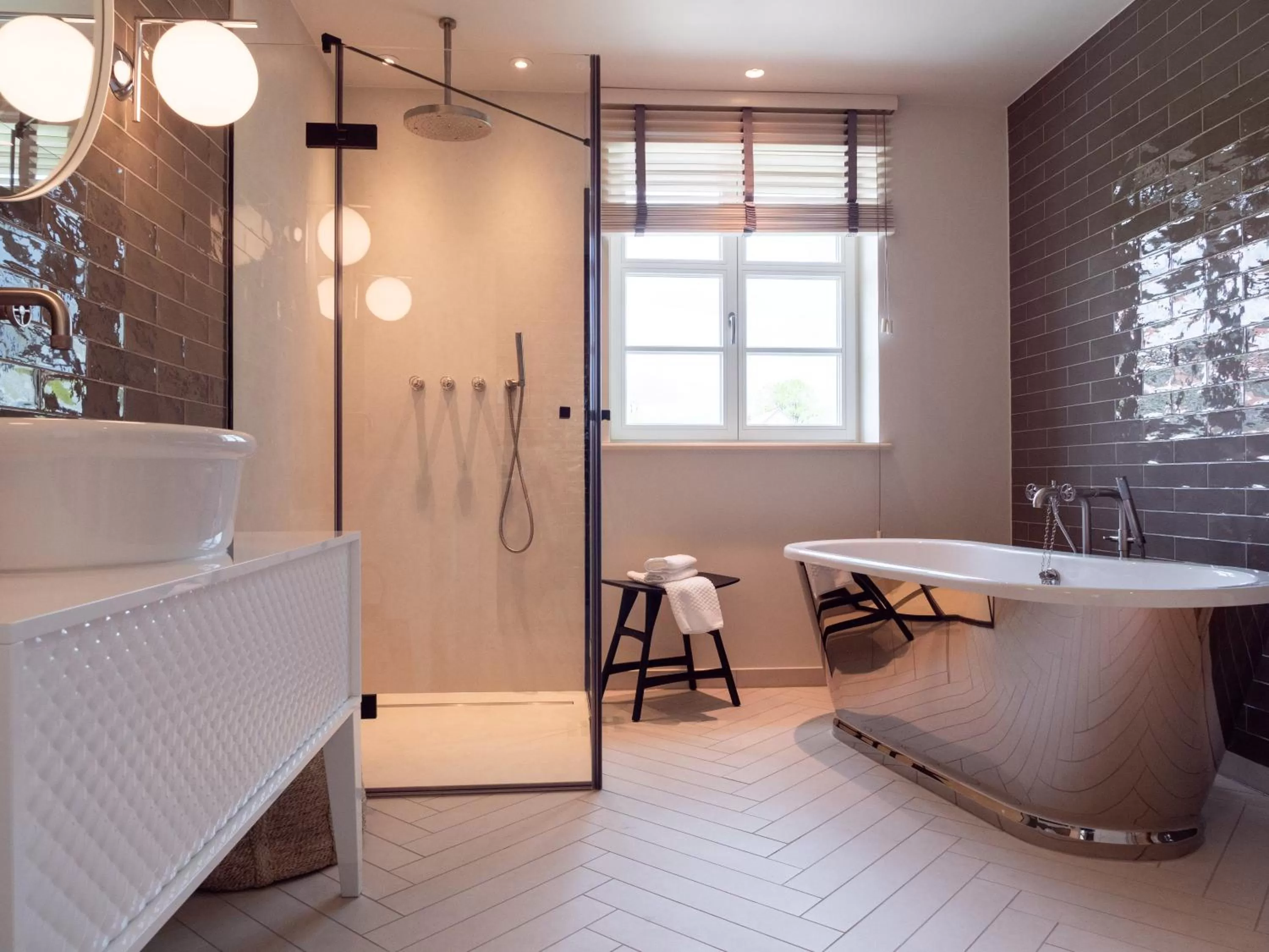 Shower in Alpenloge Design Hotel