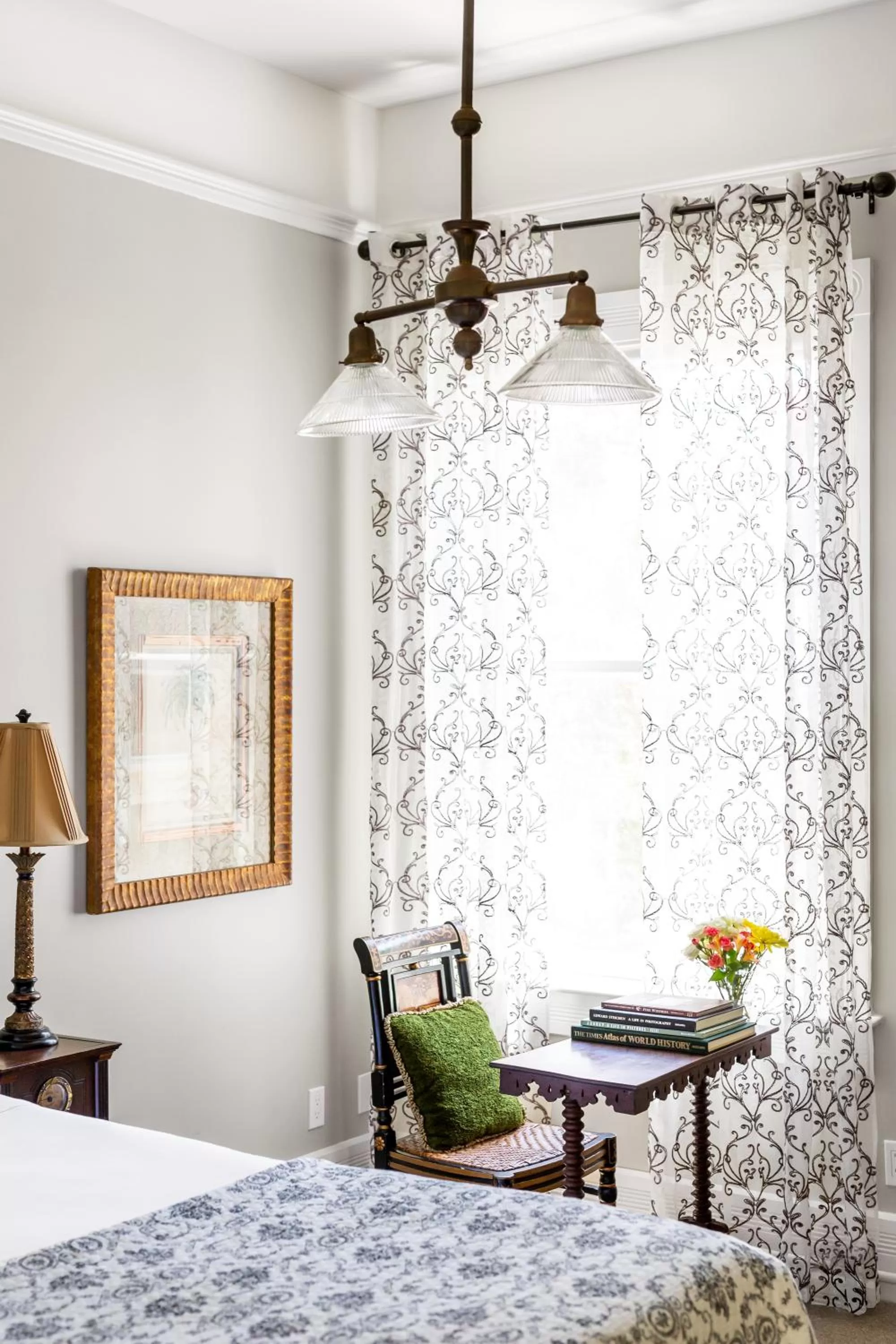 Decorative detail, Bed in Garden Street Inn Downtown San Luis Obispo, A Kirkwood Collection Hotel