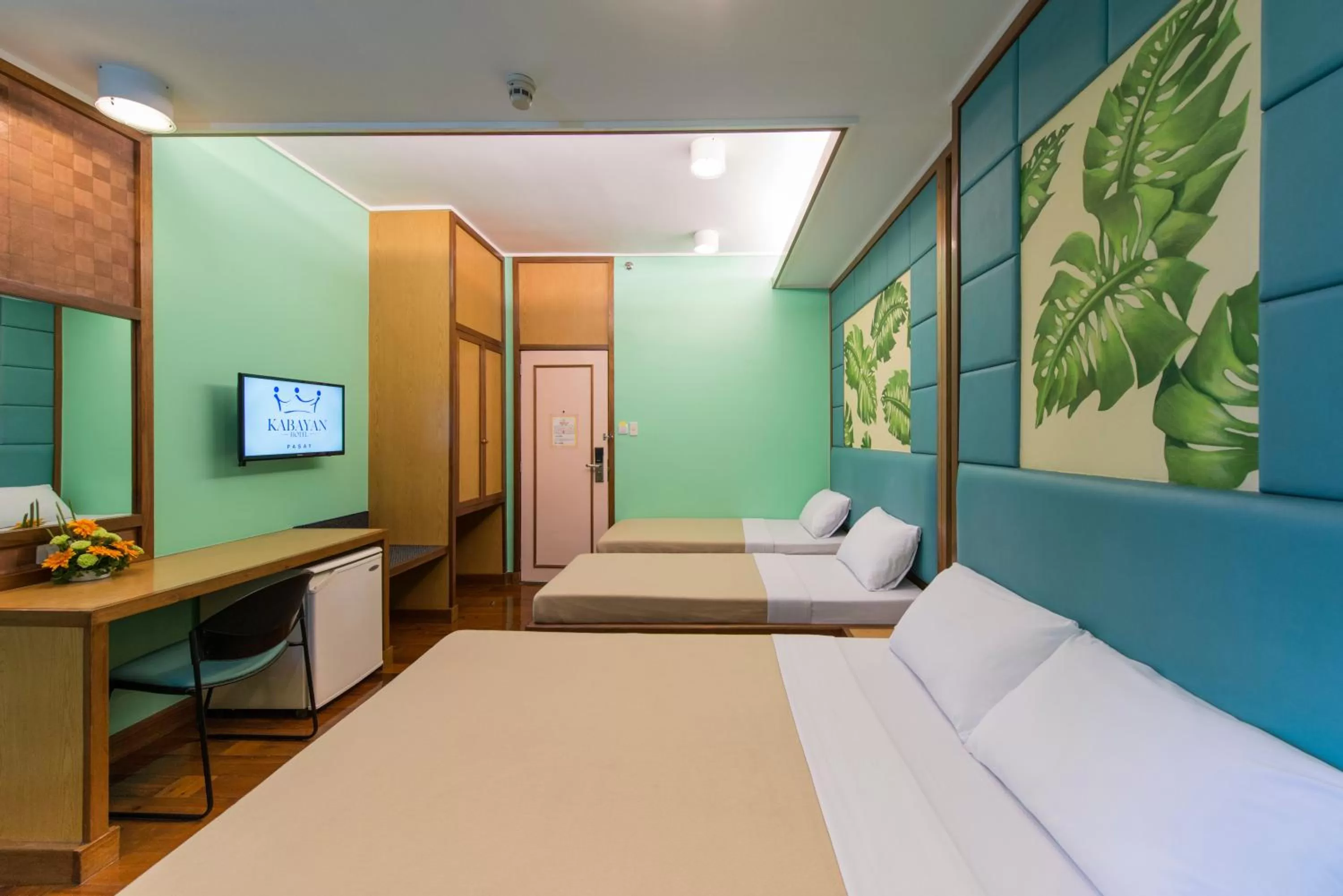 Photo of the whole room, Bed in Kabayan Hotel Pasay