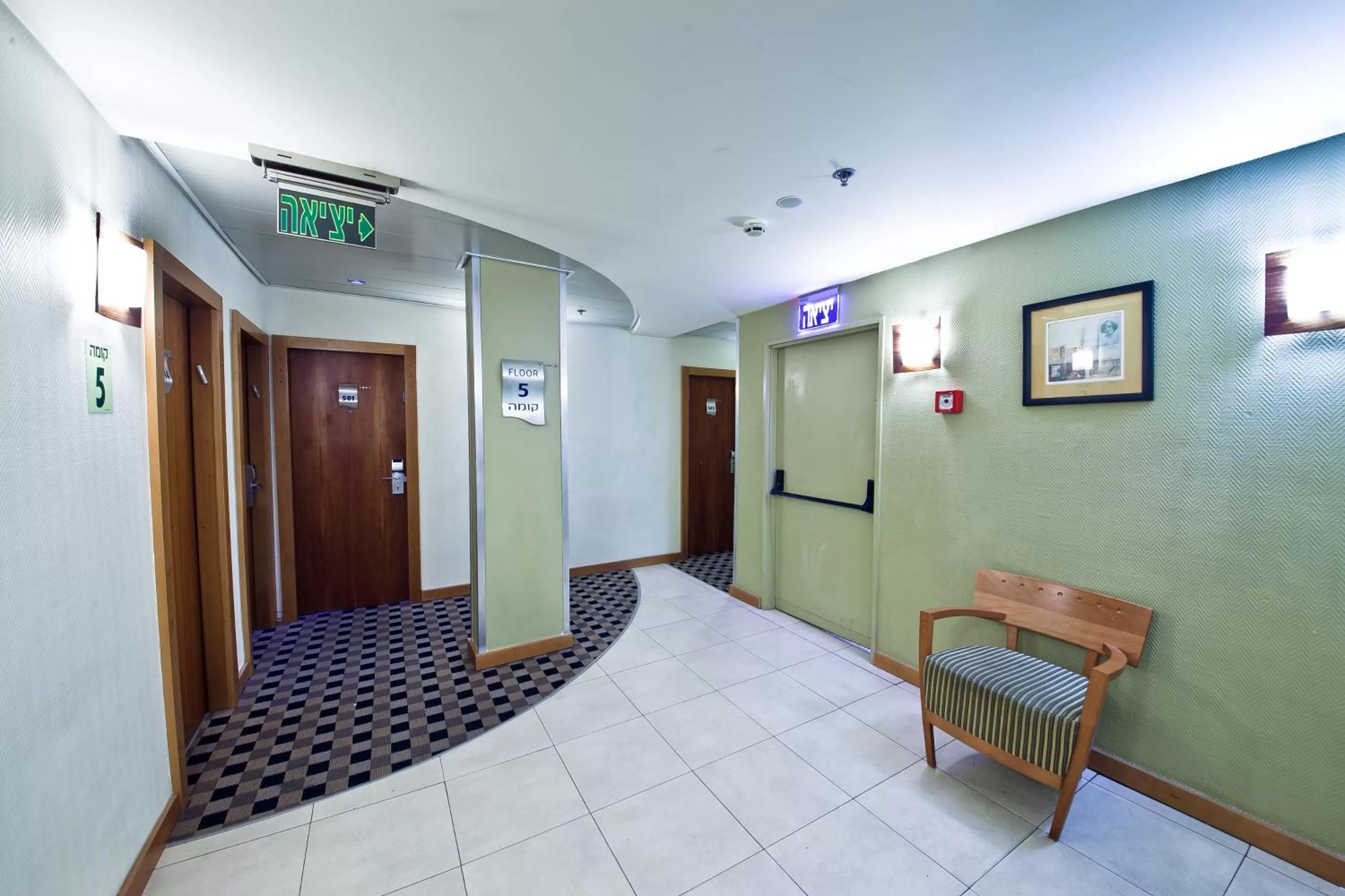 Lobby or reception in SeaNet Hotel By AFI Hotels