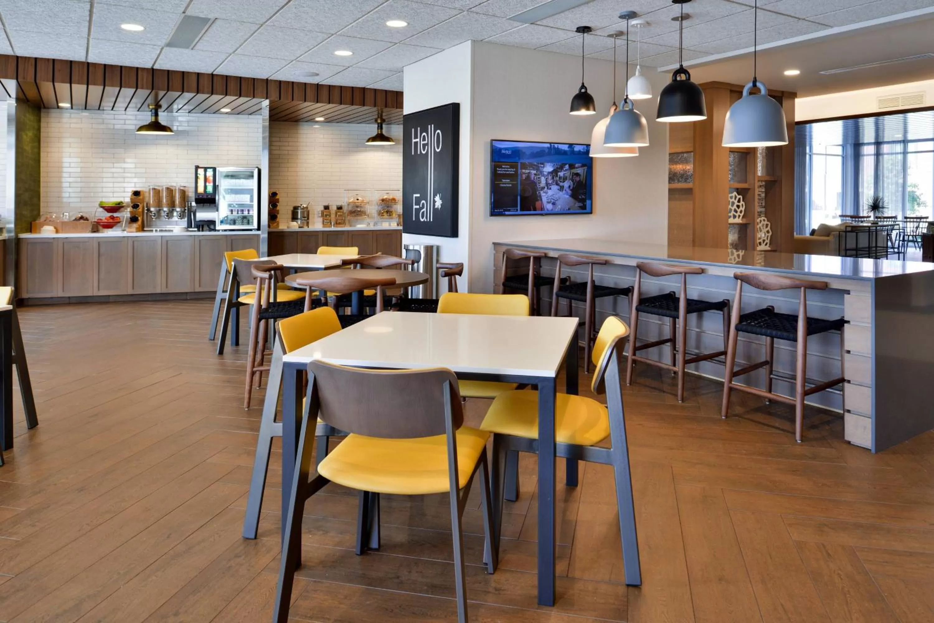 Breakfast in Fairfield Inn and Suites by Marriott Minneapolis Shakopee