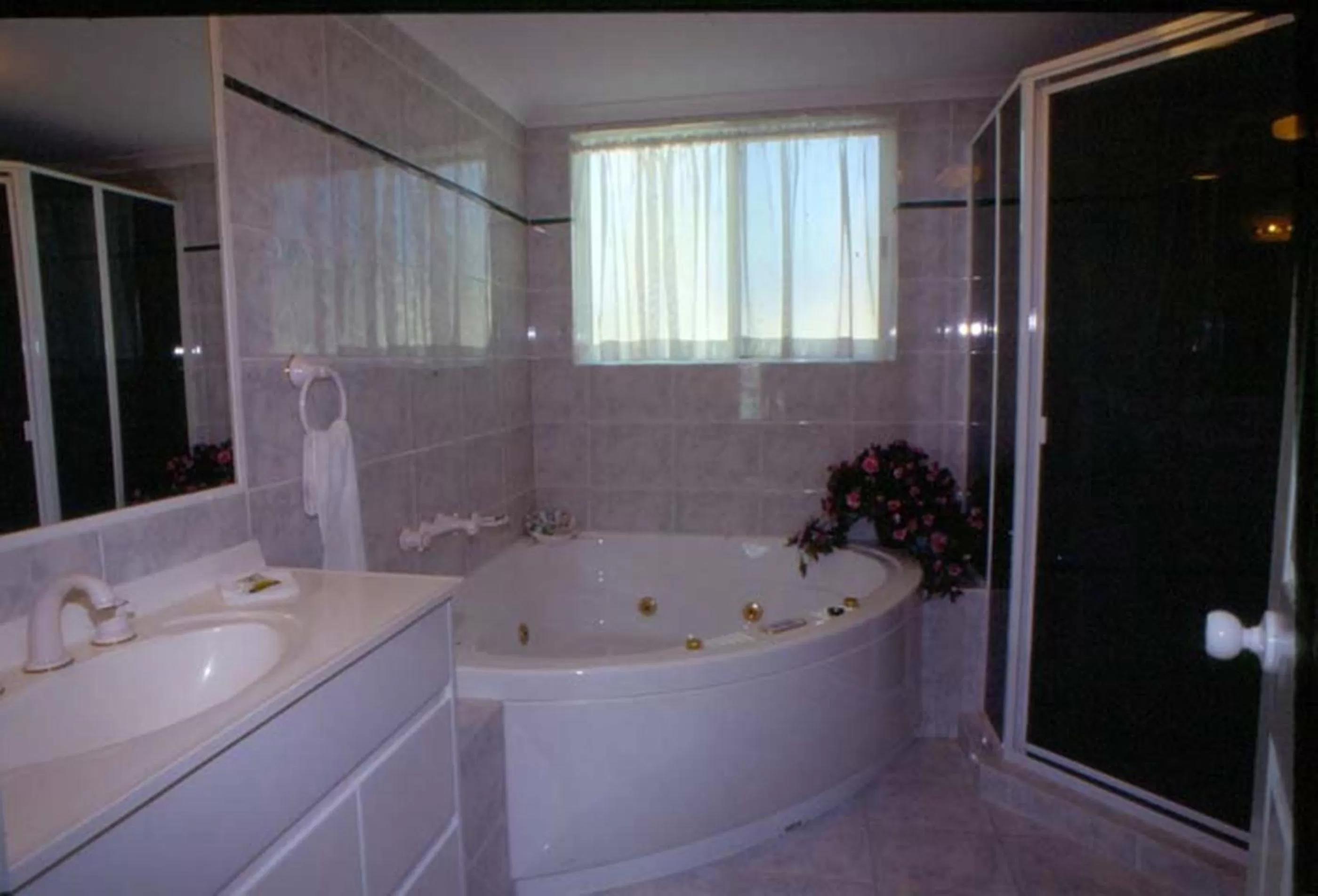 Bathroom in Runaway Bay Motor Inn