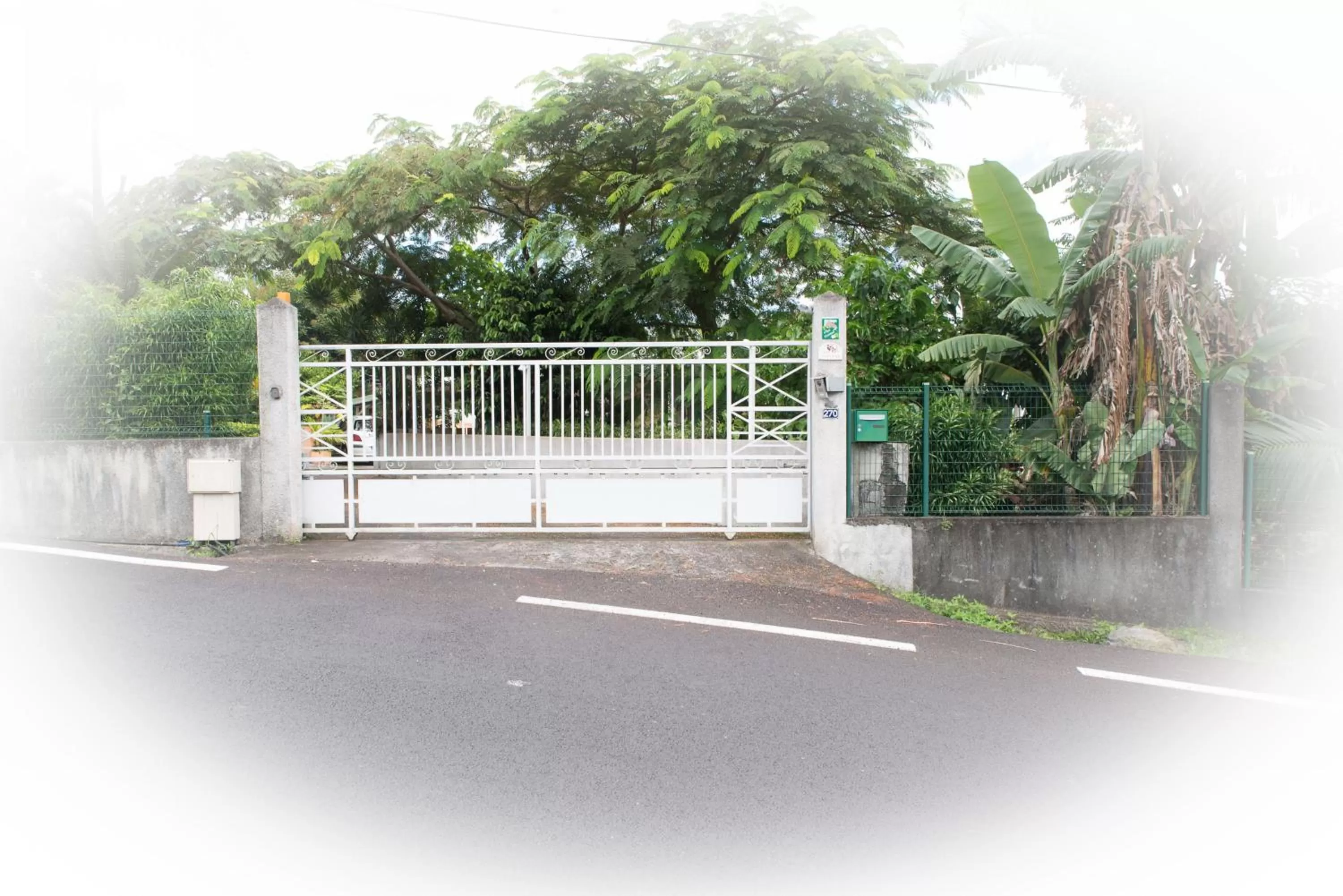 Logo/Certificate/Sign in La Résidence des Caféiers - Le Tampon