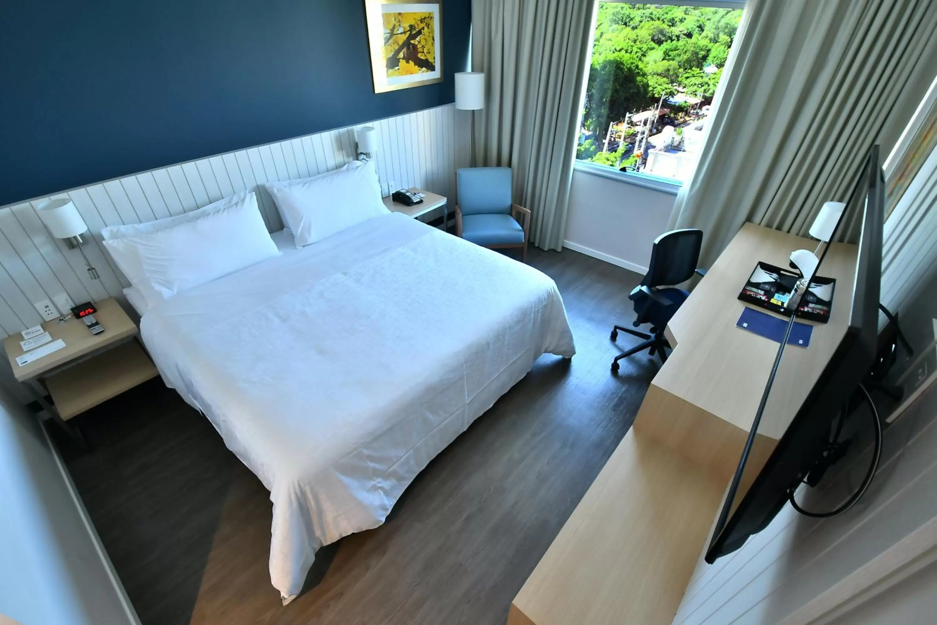 Standard Room in Holiday Inn Express Asuncion Aviadores , an IHG Hotel