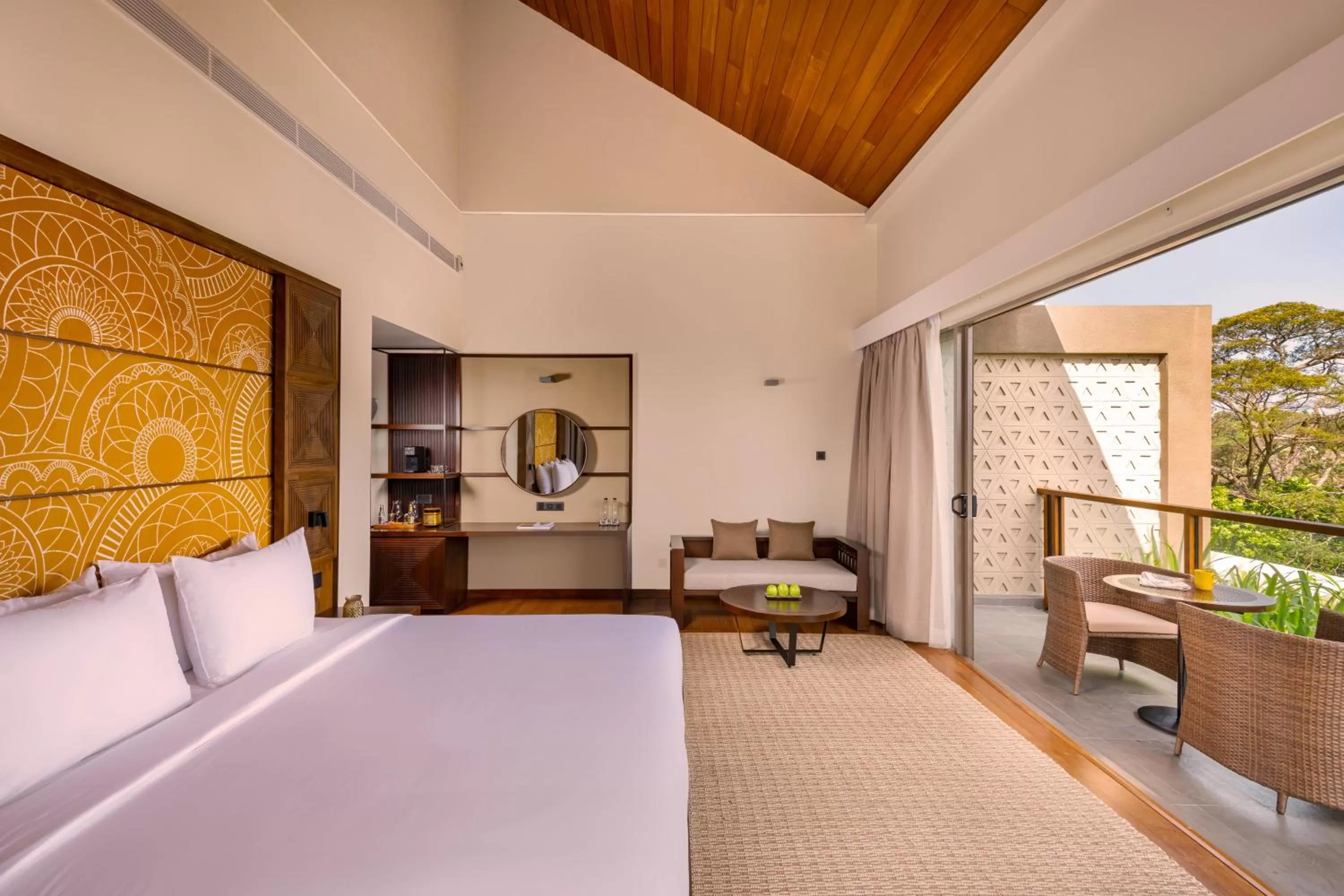 View (from property/room), Bed in Jetwing Kandy Gallery, A Luxury Reserve