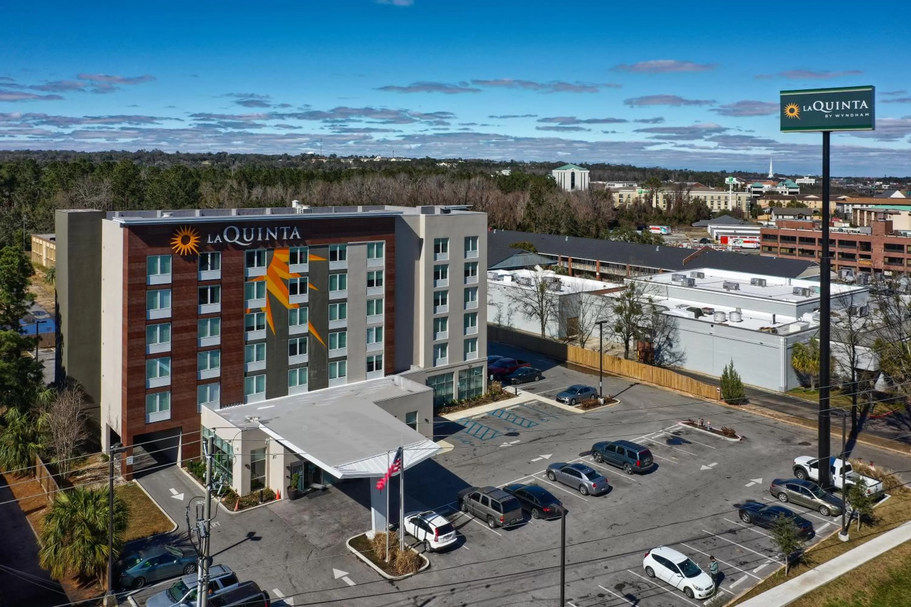 Bird's eye view in La Quinta by Wyndham Mobile