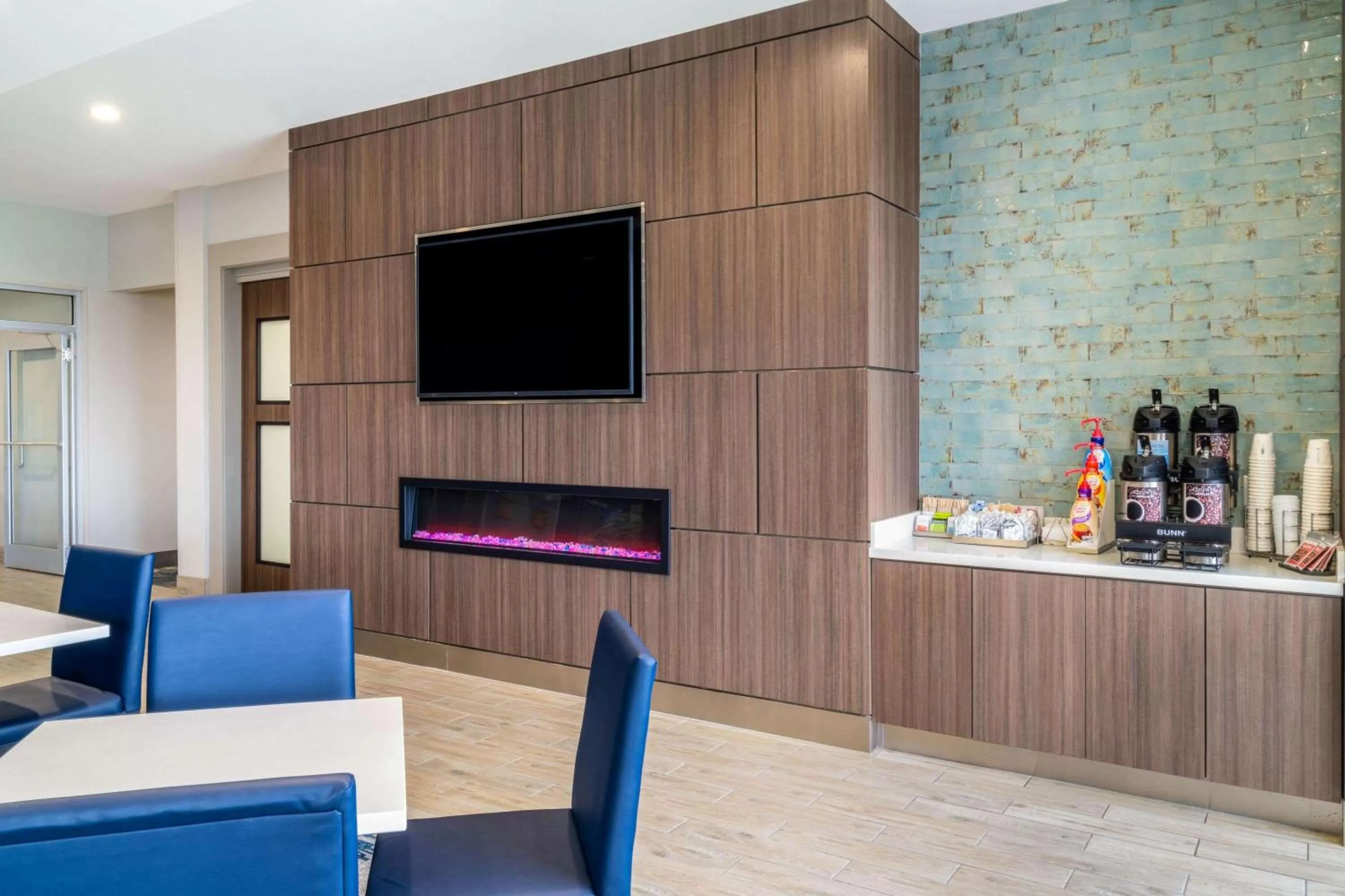 Lobby or reception in La Quinta Inn & Suites by Wyndham Tifton