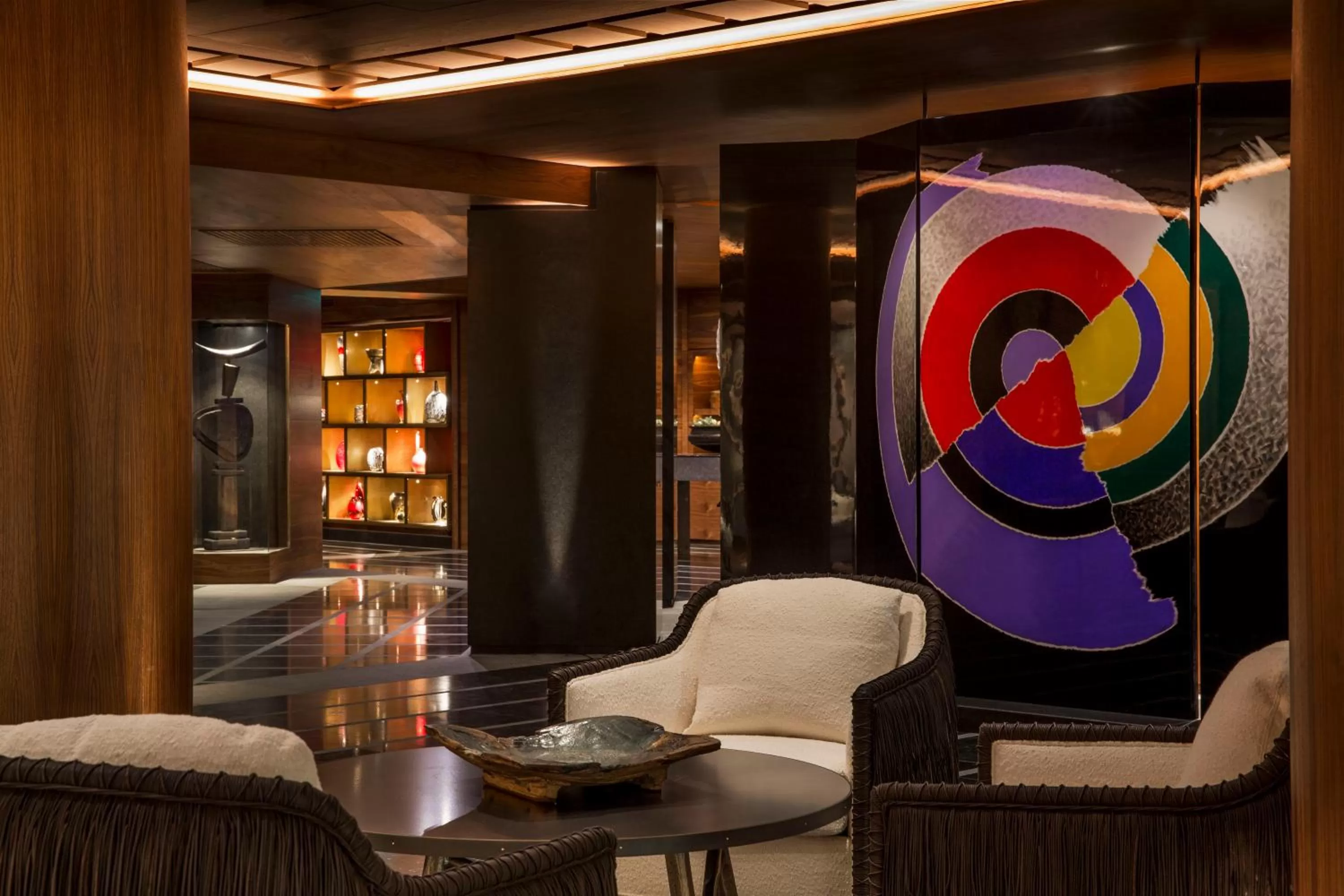 Lounge or bar in Four Seasons Resort Megeve