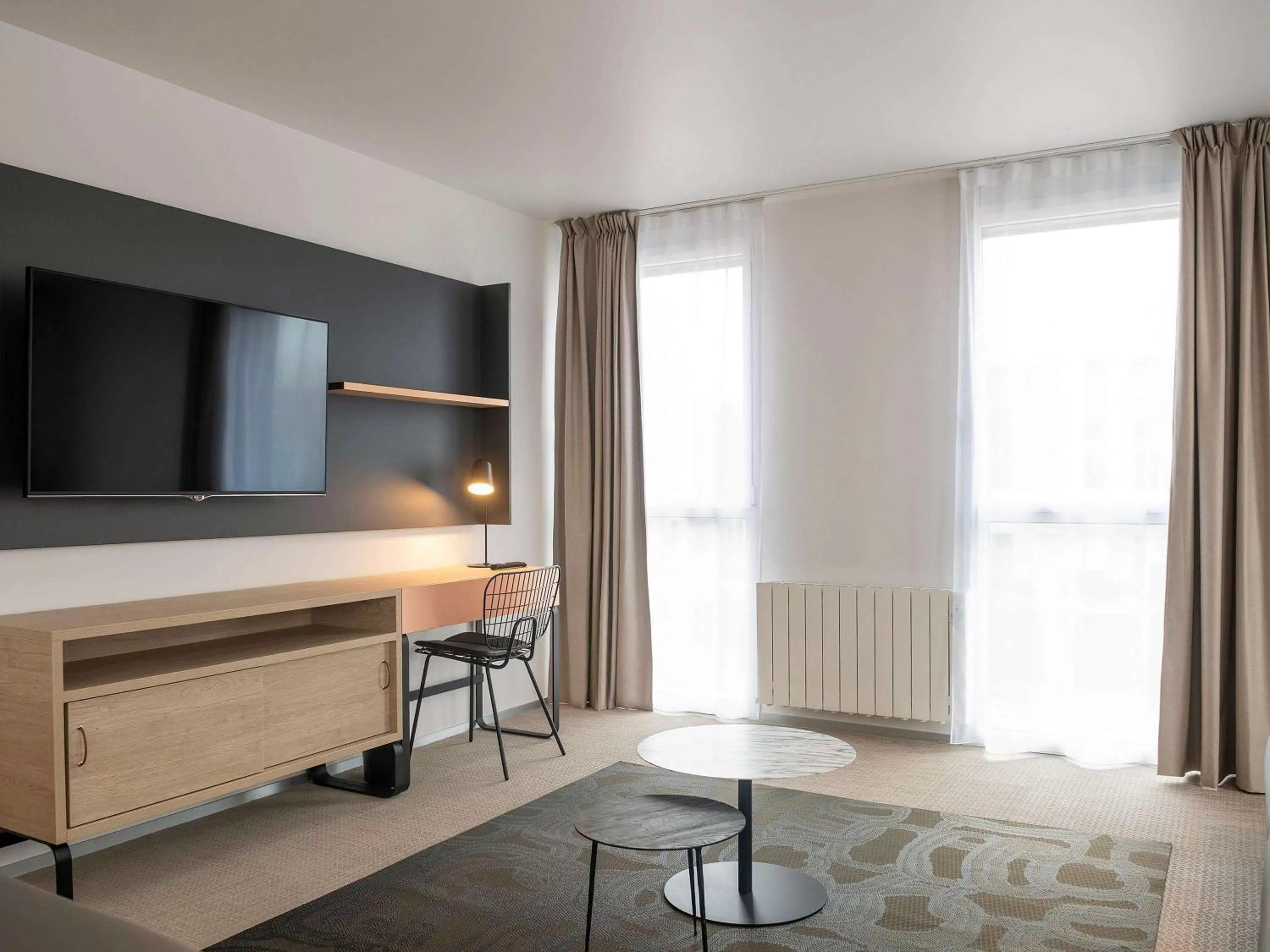 Photo of the whole room, Bed in Aparthotel & Spa Adagio Vannes