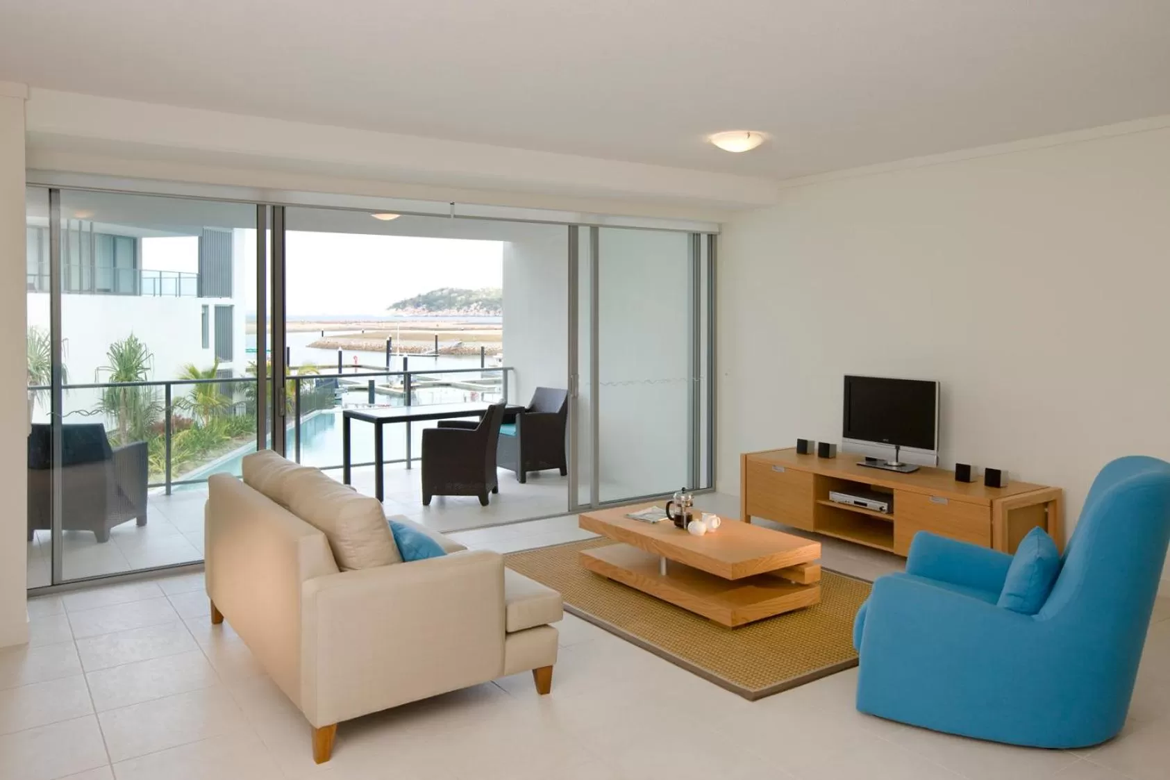 Living room in Peppers Blue on Blue