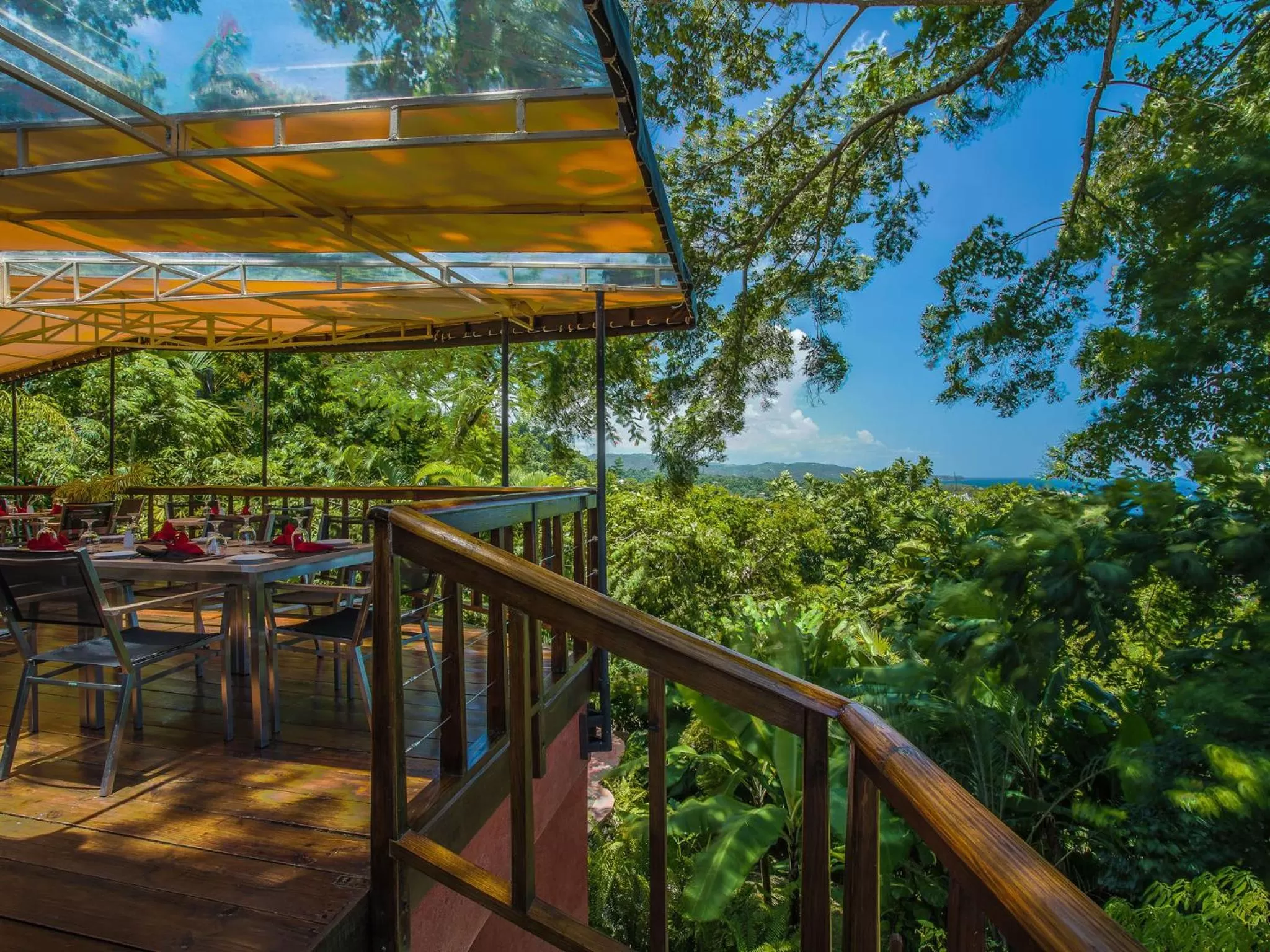 Restaurant/places to eat in Geejam