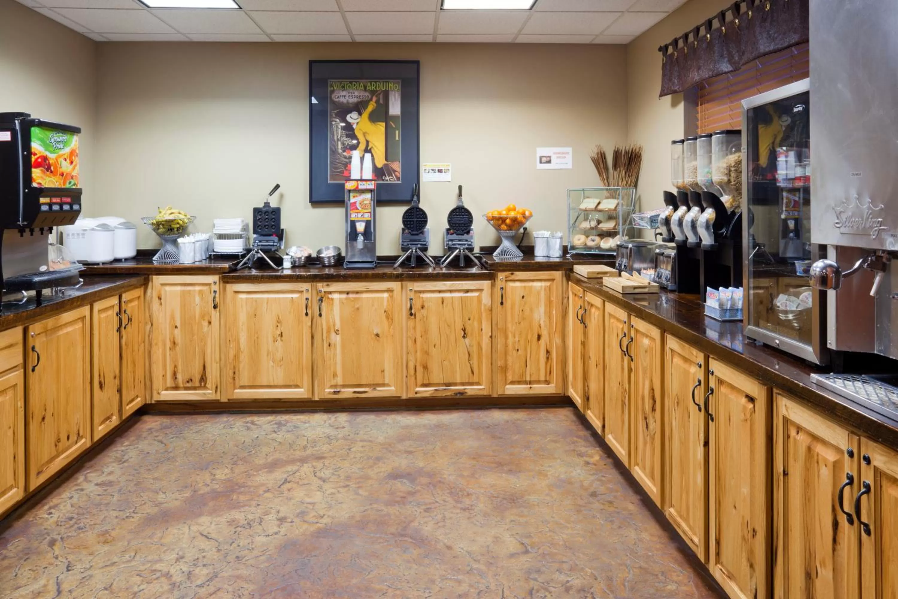 Food in AmericInn by Wyndham Fargo Medical Center