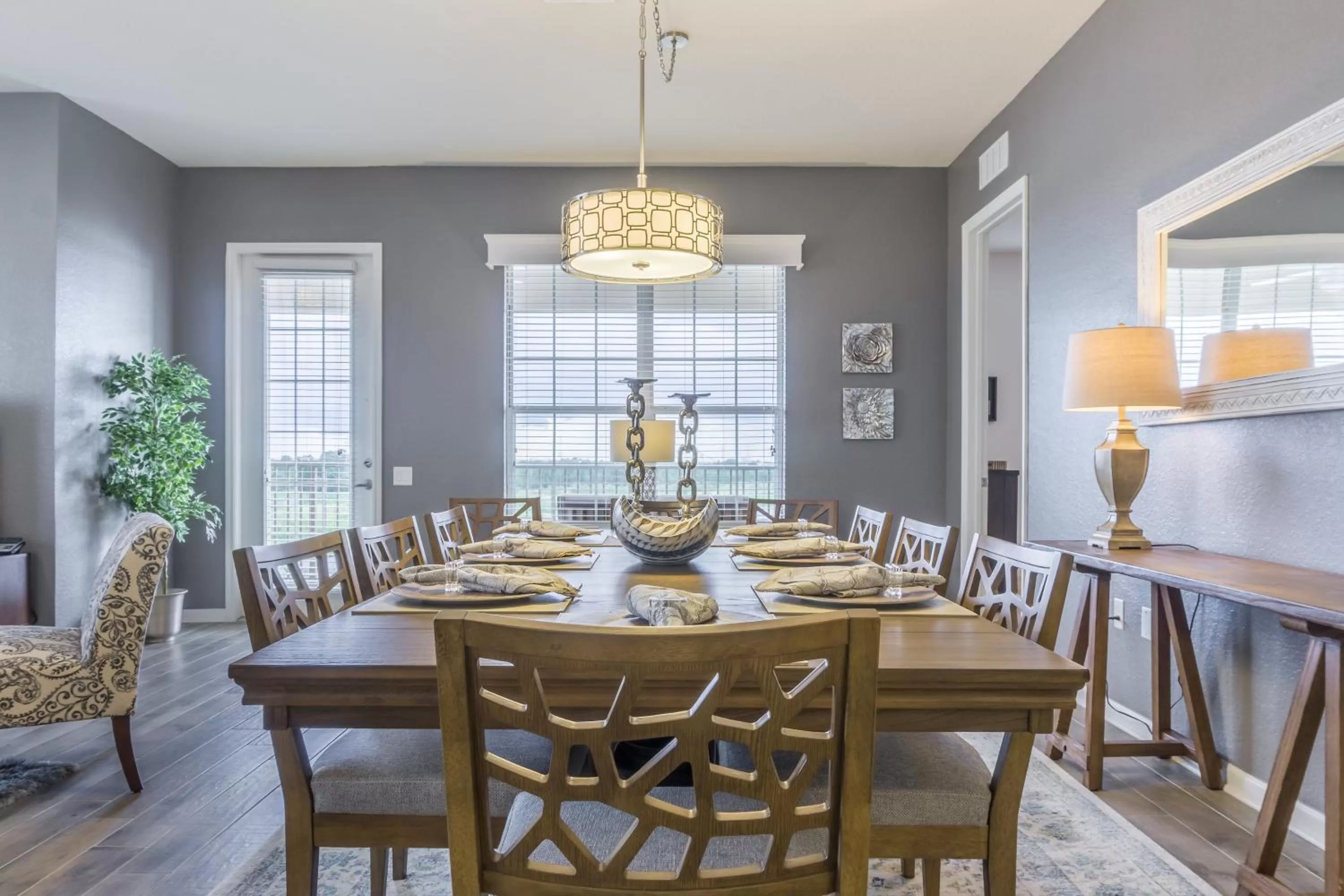 Dining area in Orlando Escape