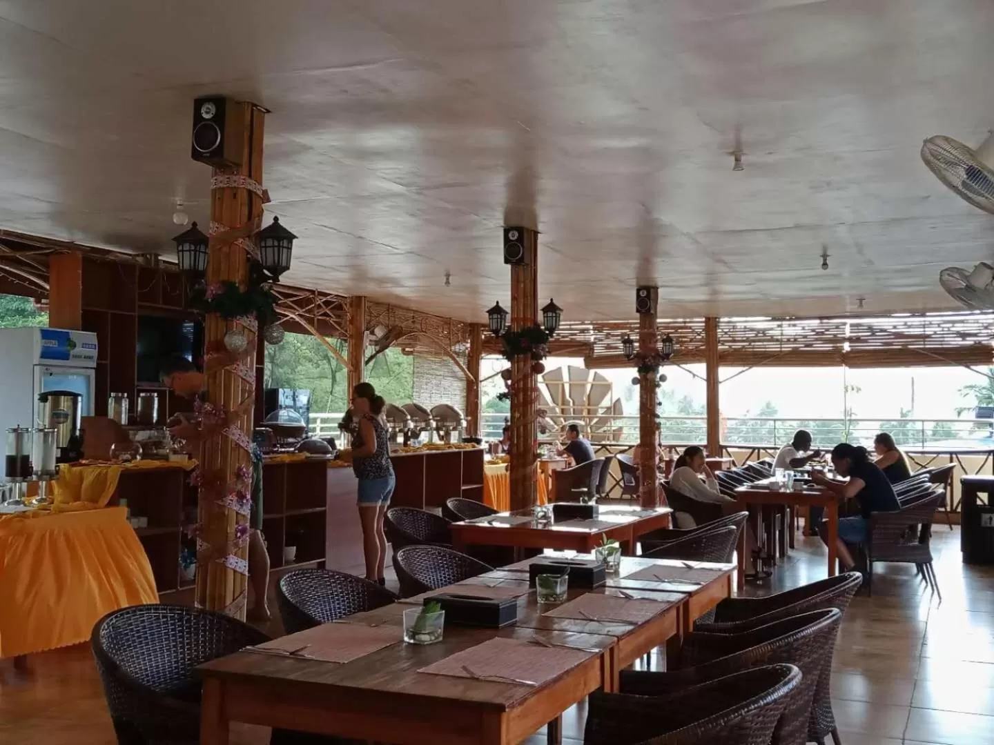 Restaurant/places to eat in One El Nido Suite