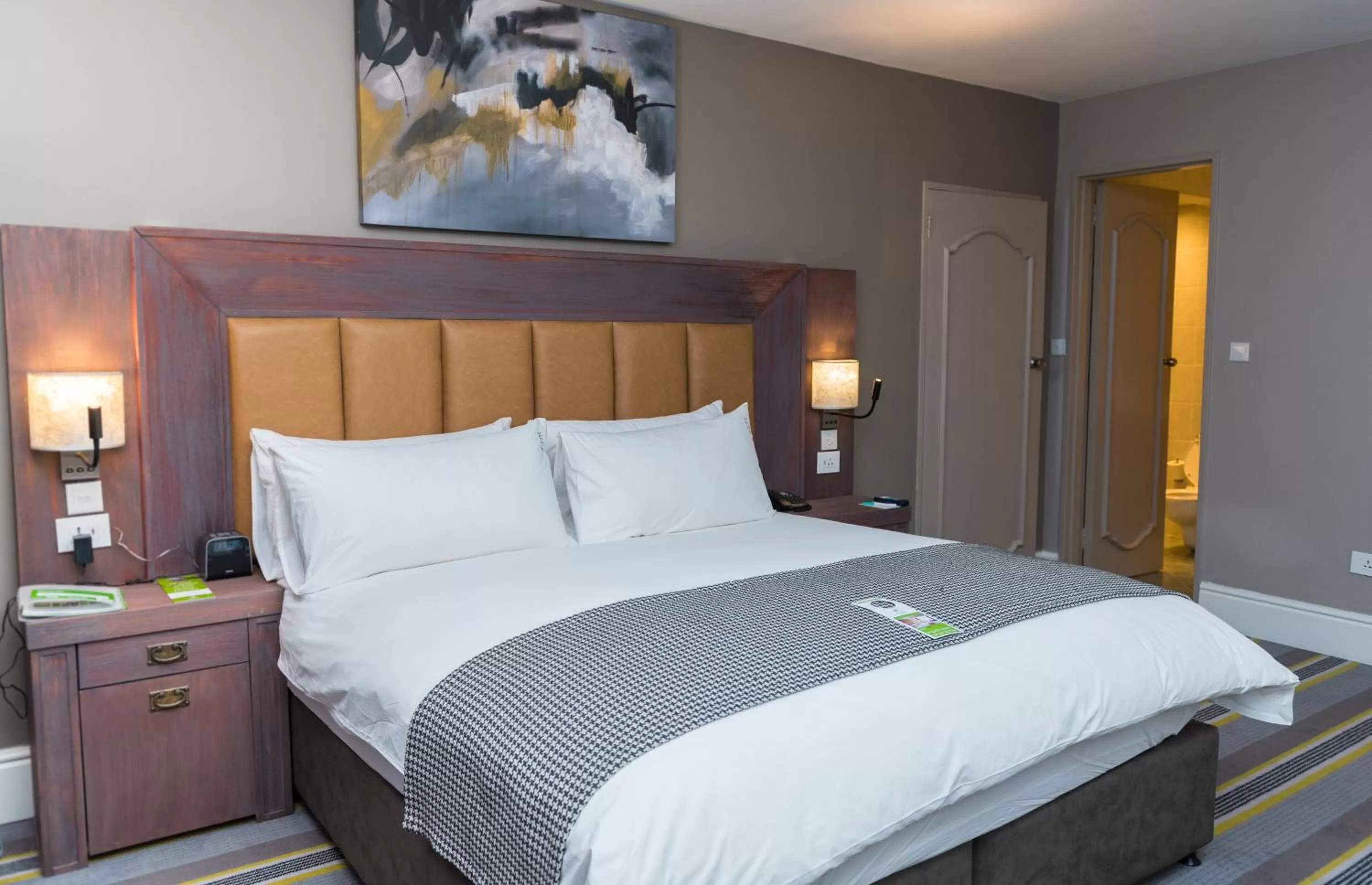 Photo of the whole room, Bed in Holiday Inn - Mutare by IHG