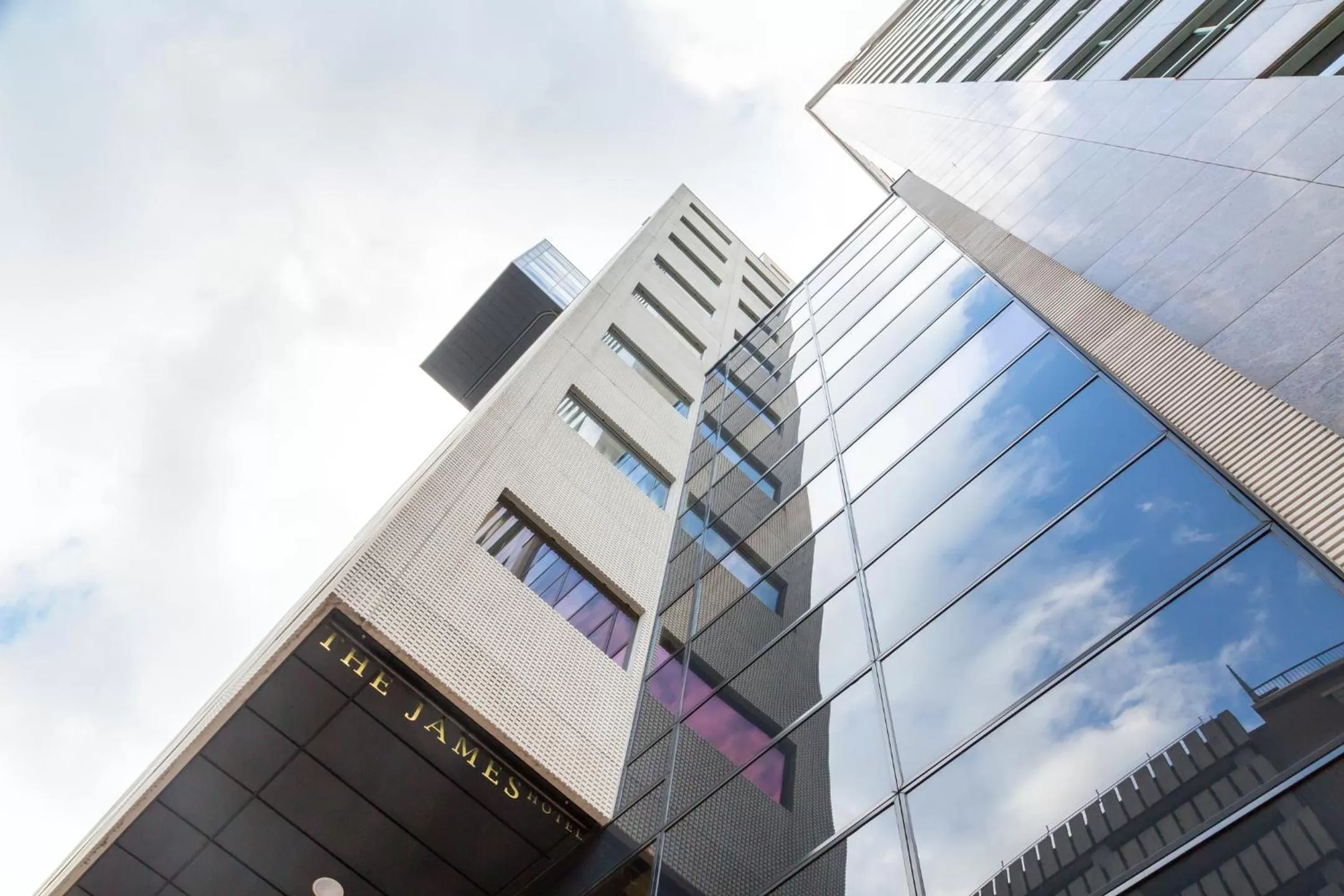 Property building in The James Rotterdam