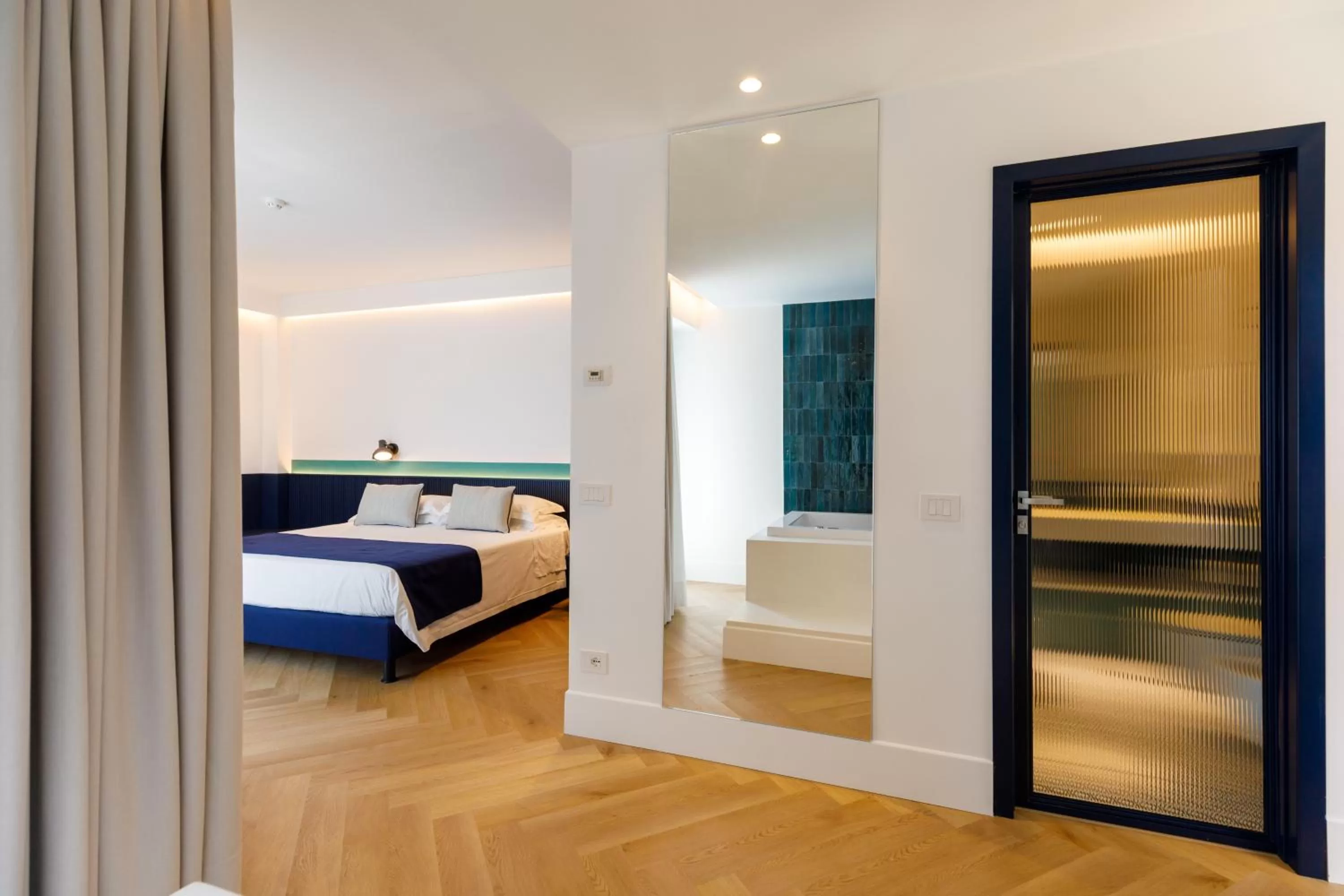 Hot Tub, Bed in Grand Hotel Cesare Augusto