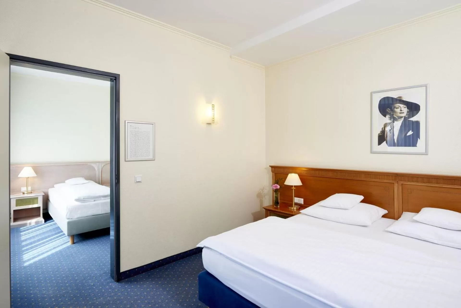 Bedroom, Bed in Hollywood Media Hotel am Kurfürstendamm