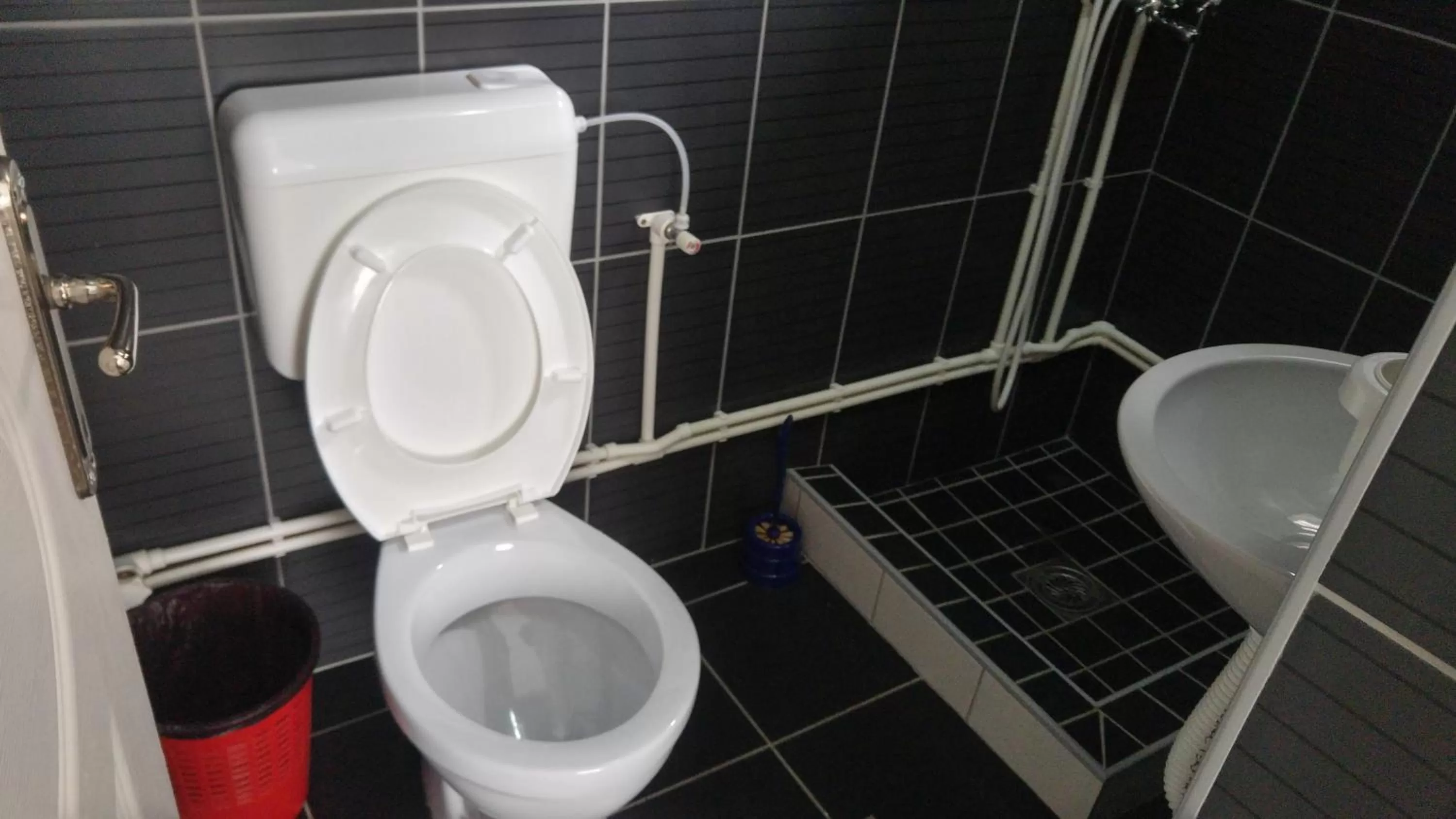 Bathroom in Prenociste H2O