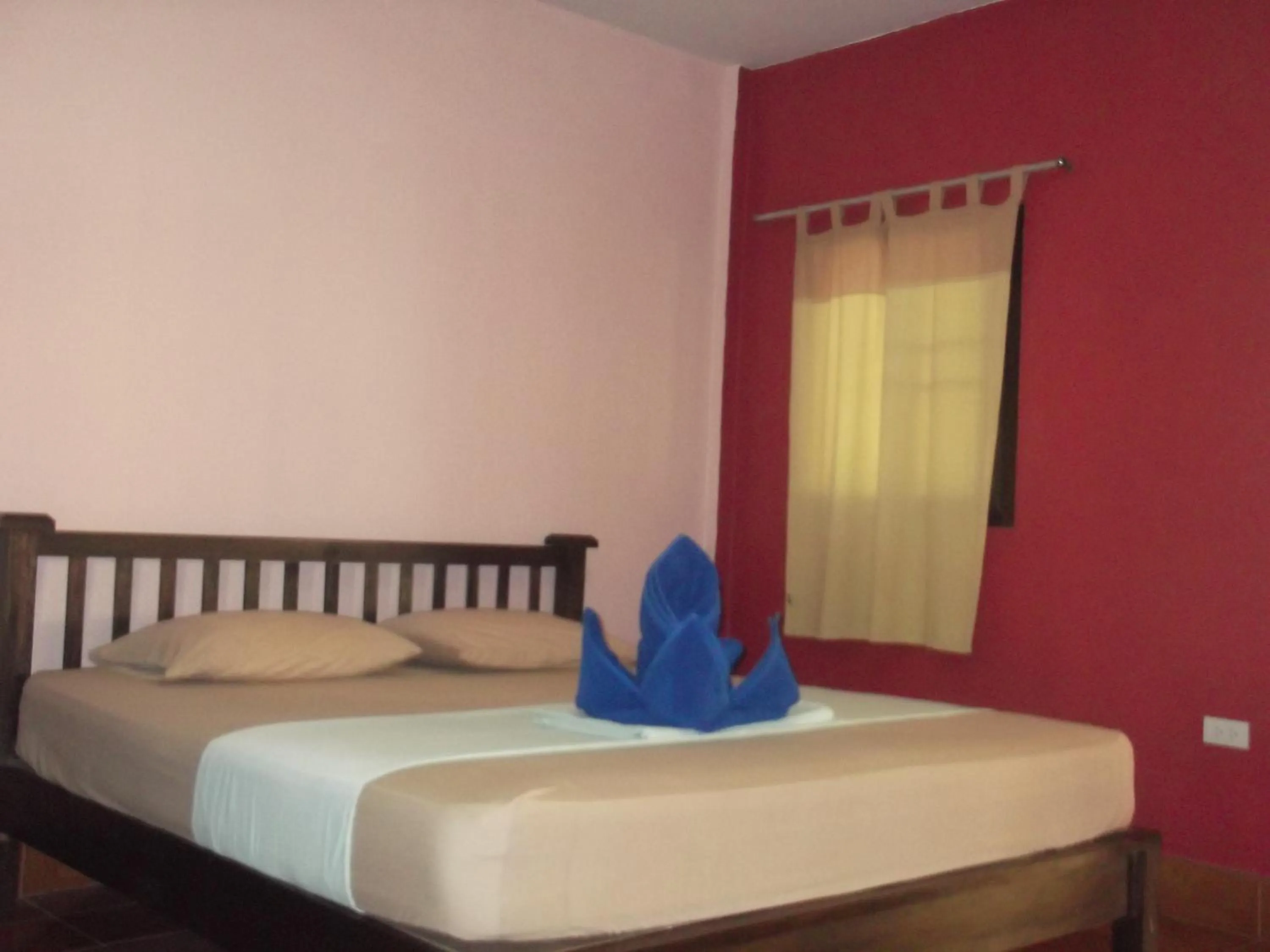 Bed in Lanta Bee Garden Bungalow SHA Extra Plus