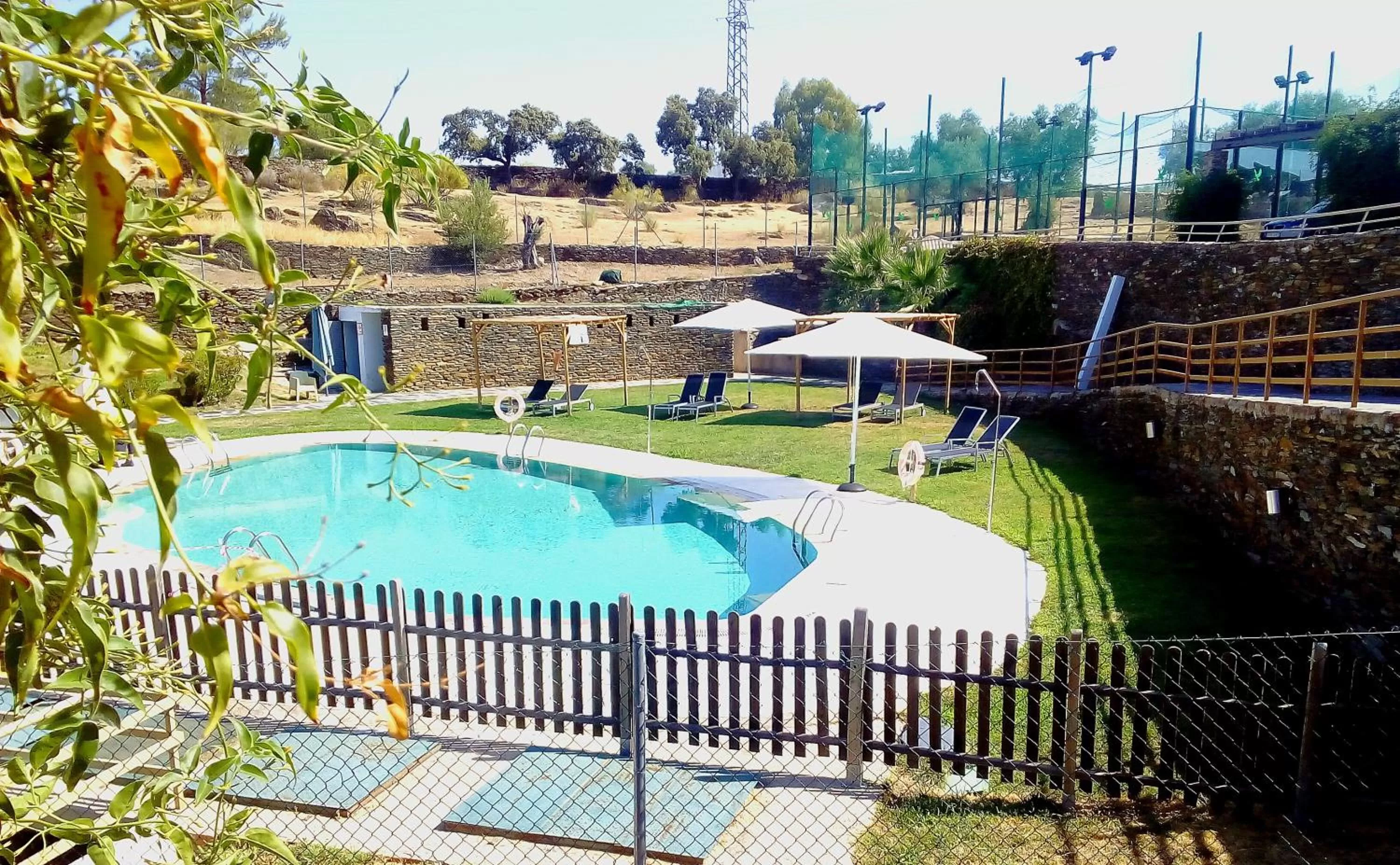 Swimming pool in Hotel Conventual de Alcántara