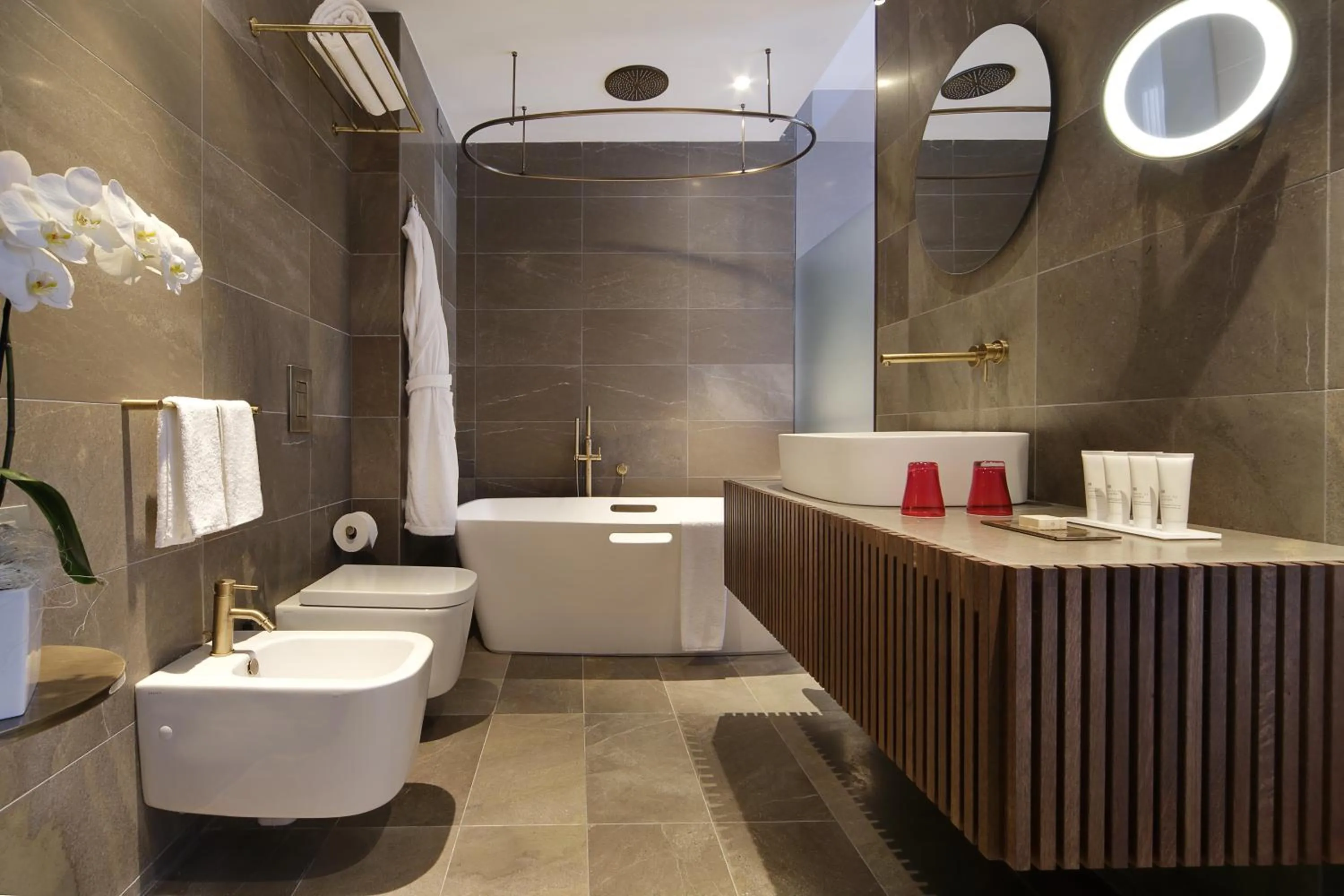 Bathroom in Grand Hotel Campione