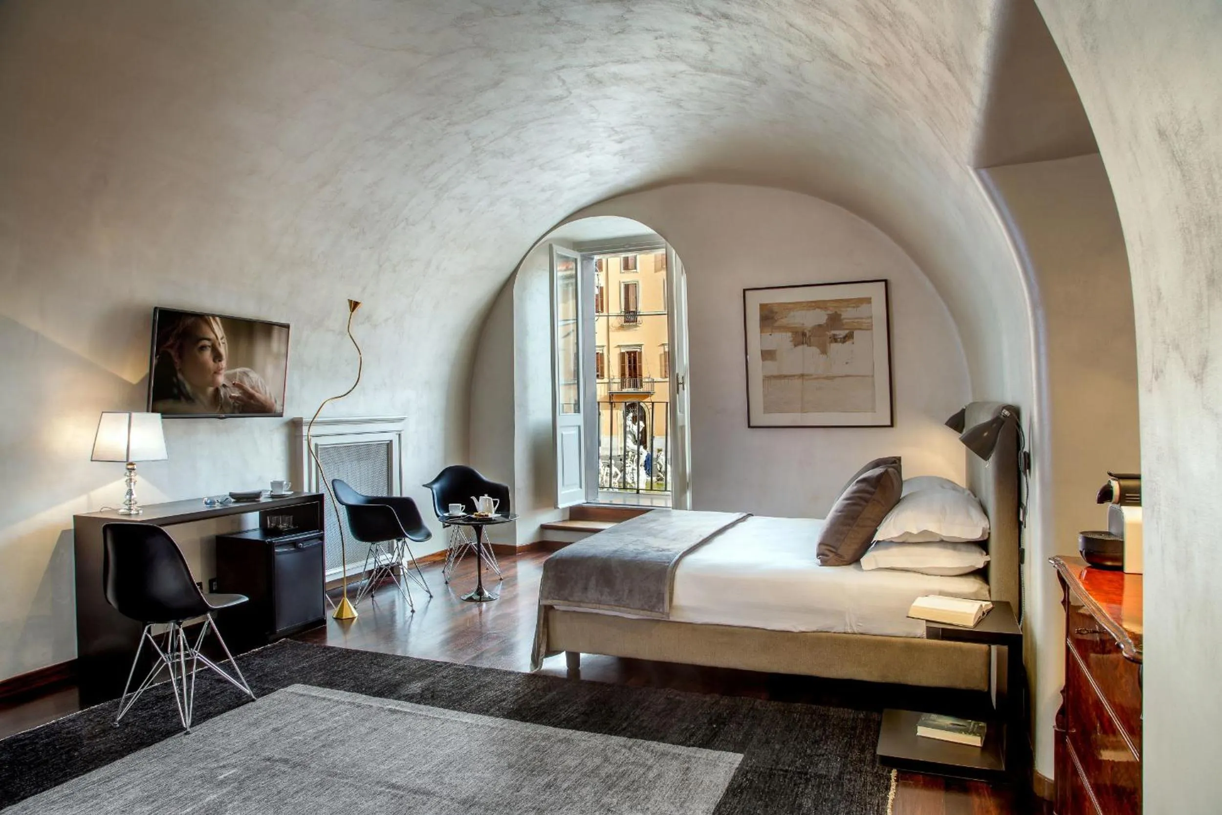 Photo of the whole room, Bed in Palazzo De Cupis - Suites and View