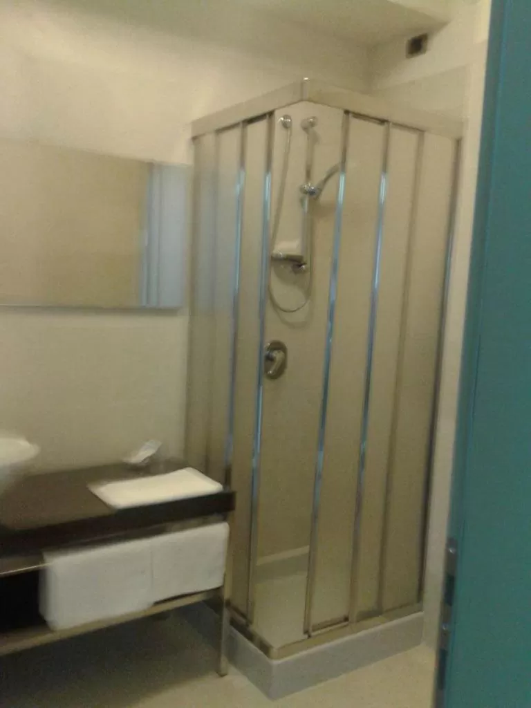 Shower in Locanda del Lago Rosmunda