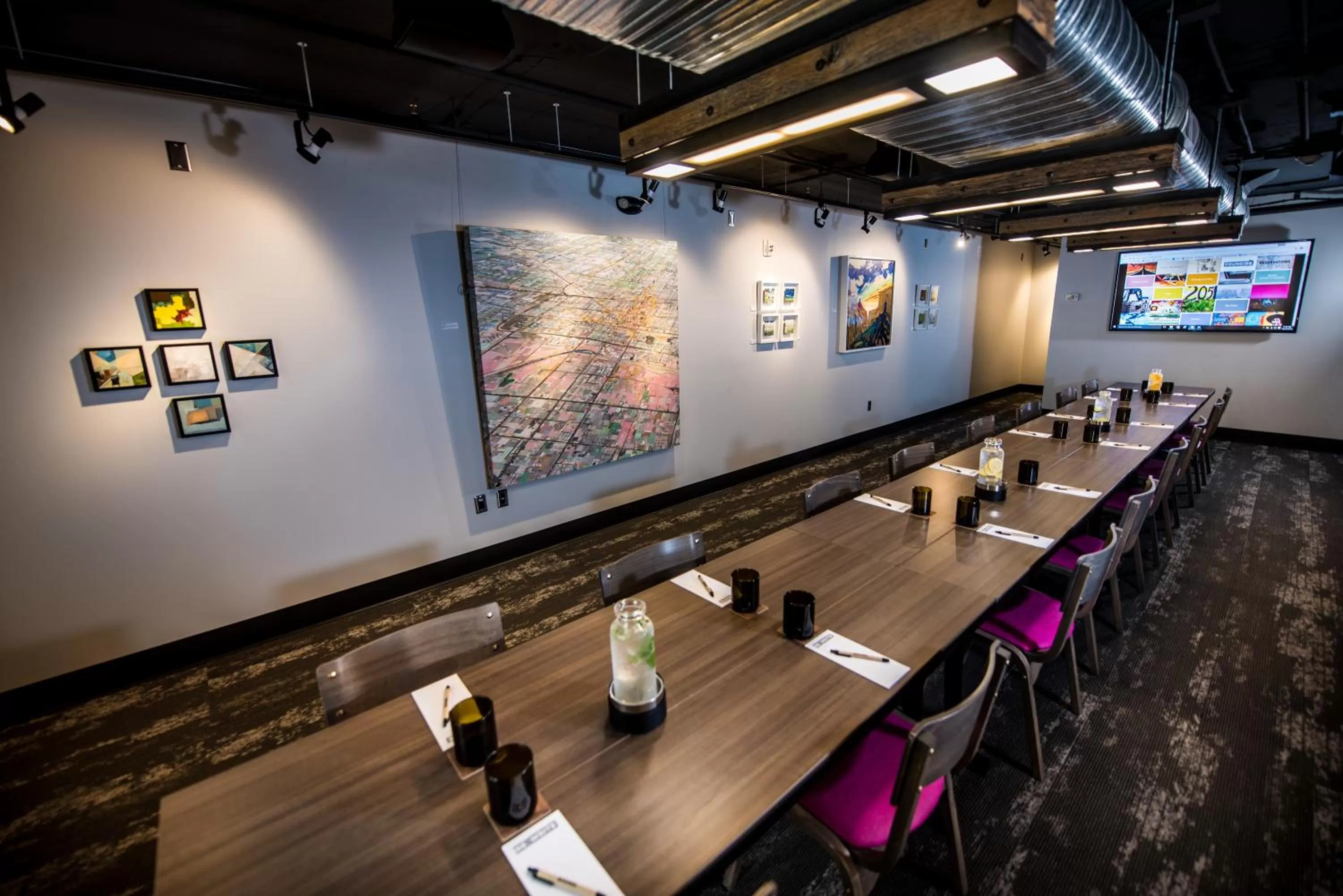 Meeting/conference room in Found Re Phoenix