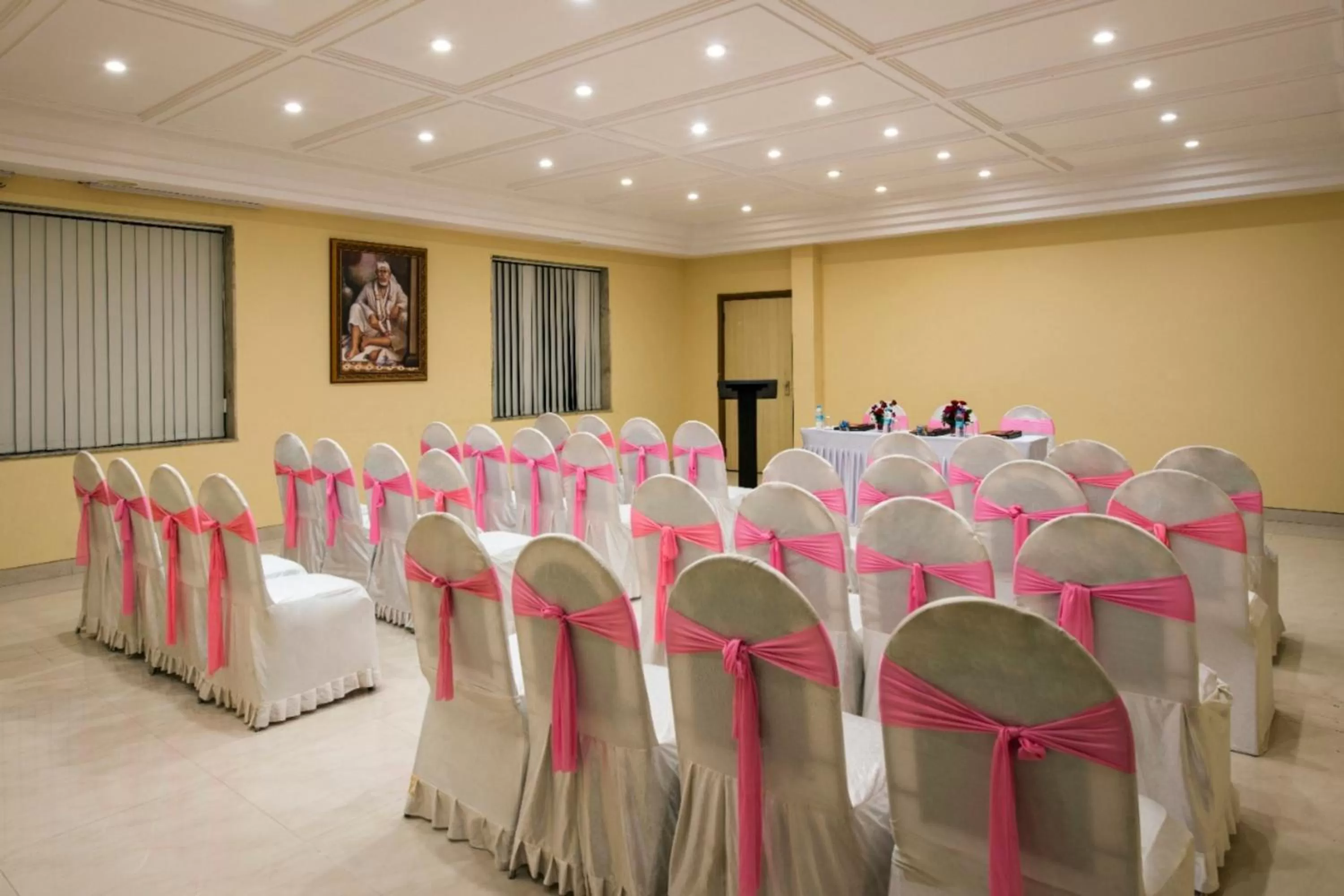 Banquet/Function facilities in Hotel Abigail Goradia's