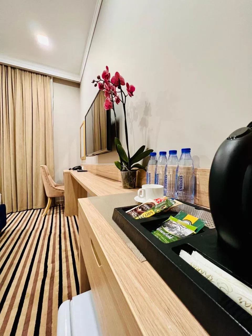 Guests in Bristol Hotel Tashkent