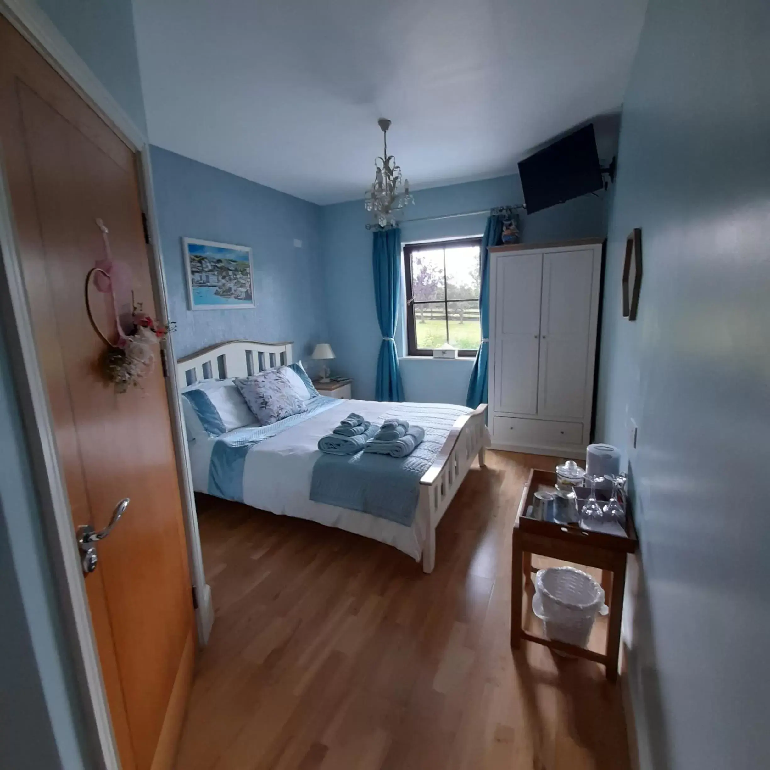 Double Room with Garden View in Shadowvale E34X773 Double Room with Garden View in Shadowvale E34X773