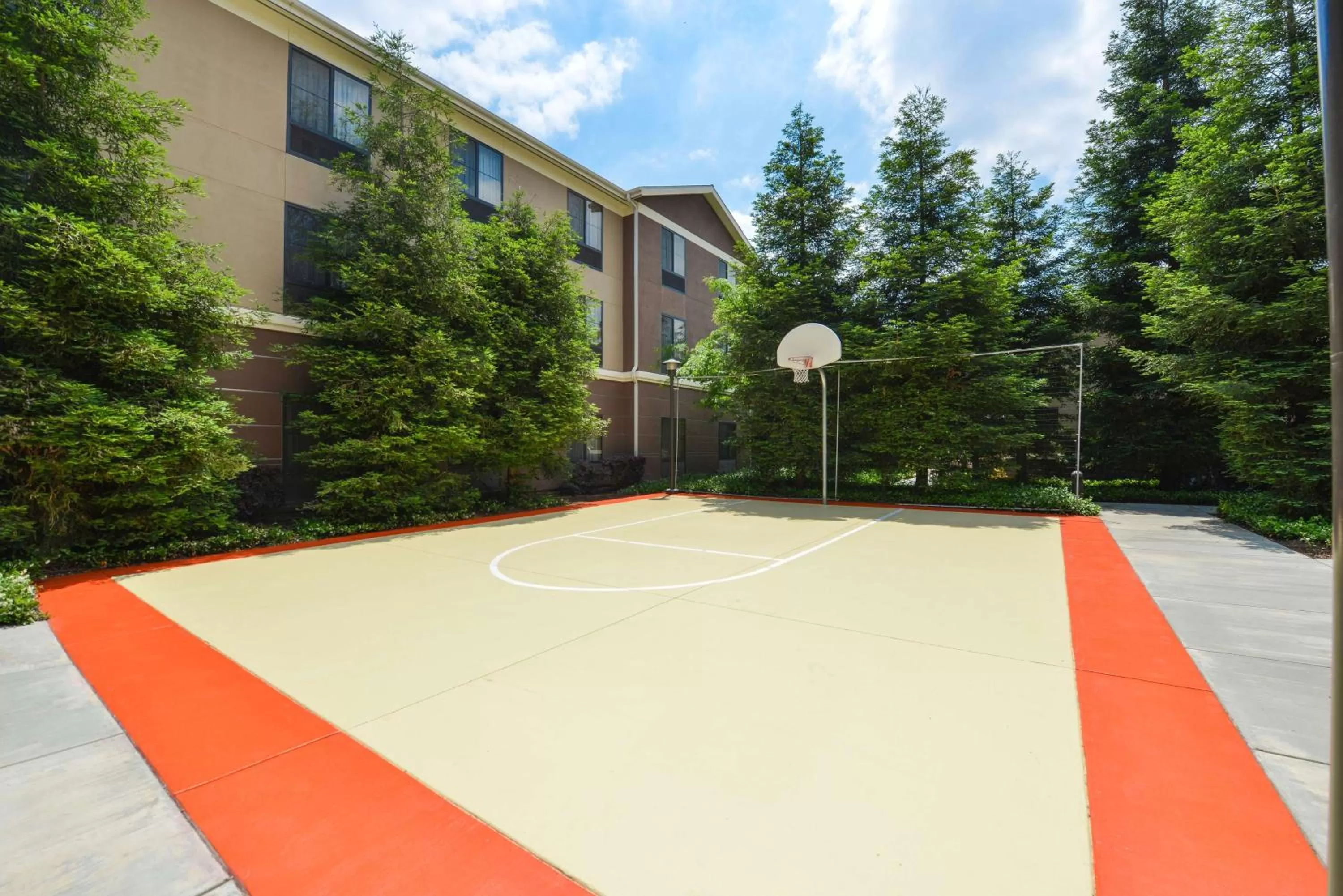 Sports in Homewood Suites by Hilton Fresno