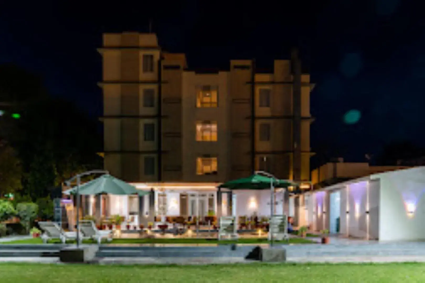 Property Building in Hotel Mukund Villas Property Building in Hotel Mukund Villas