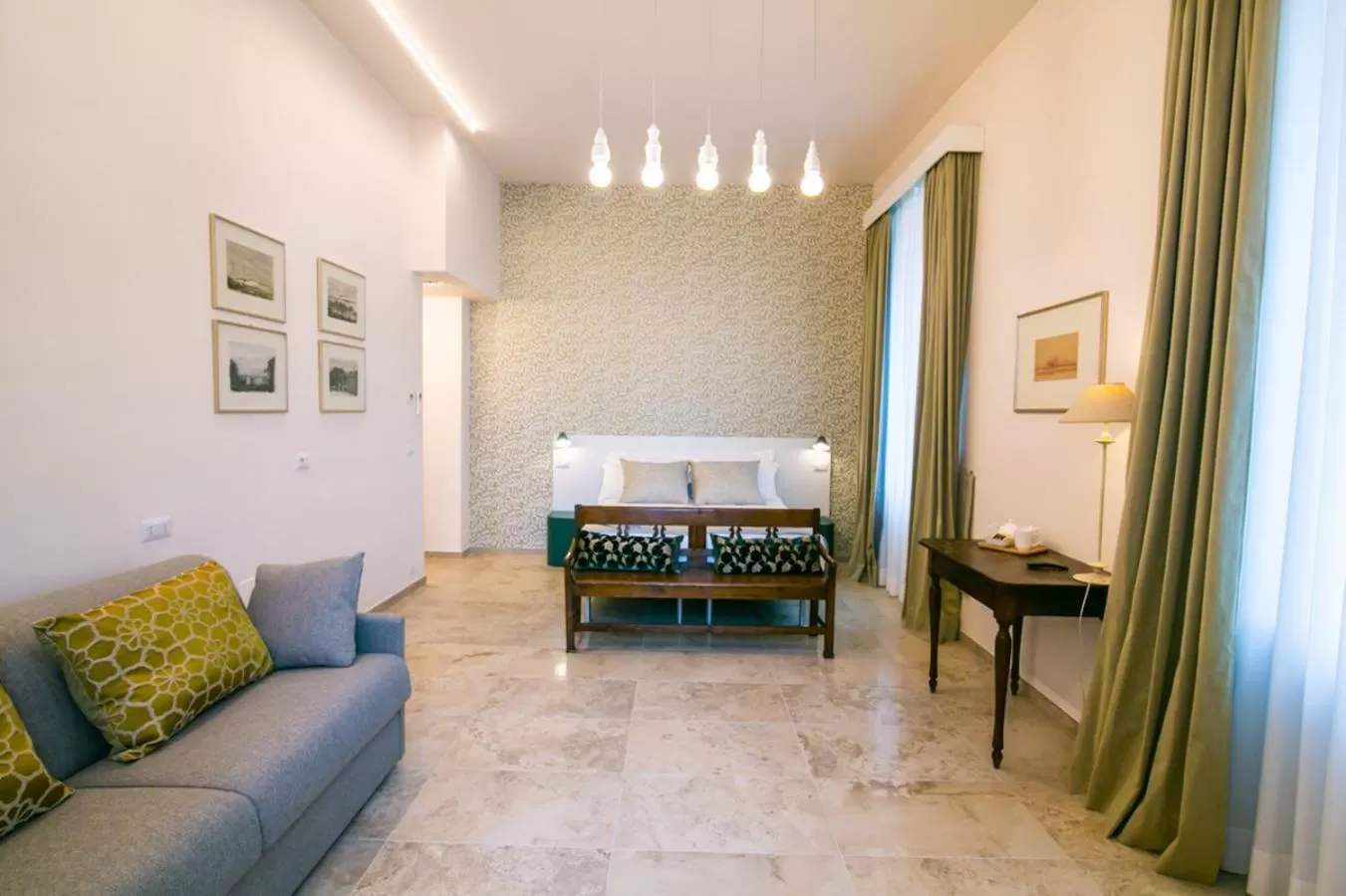 Living room, Seating Area in Migliori Olive Ascolane beds