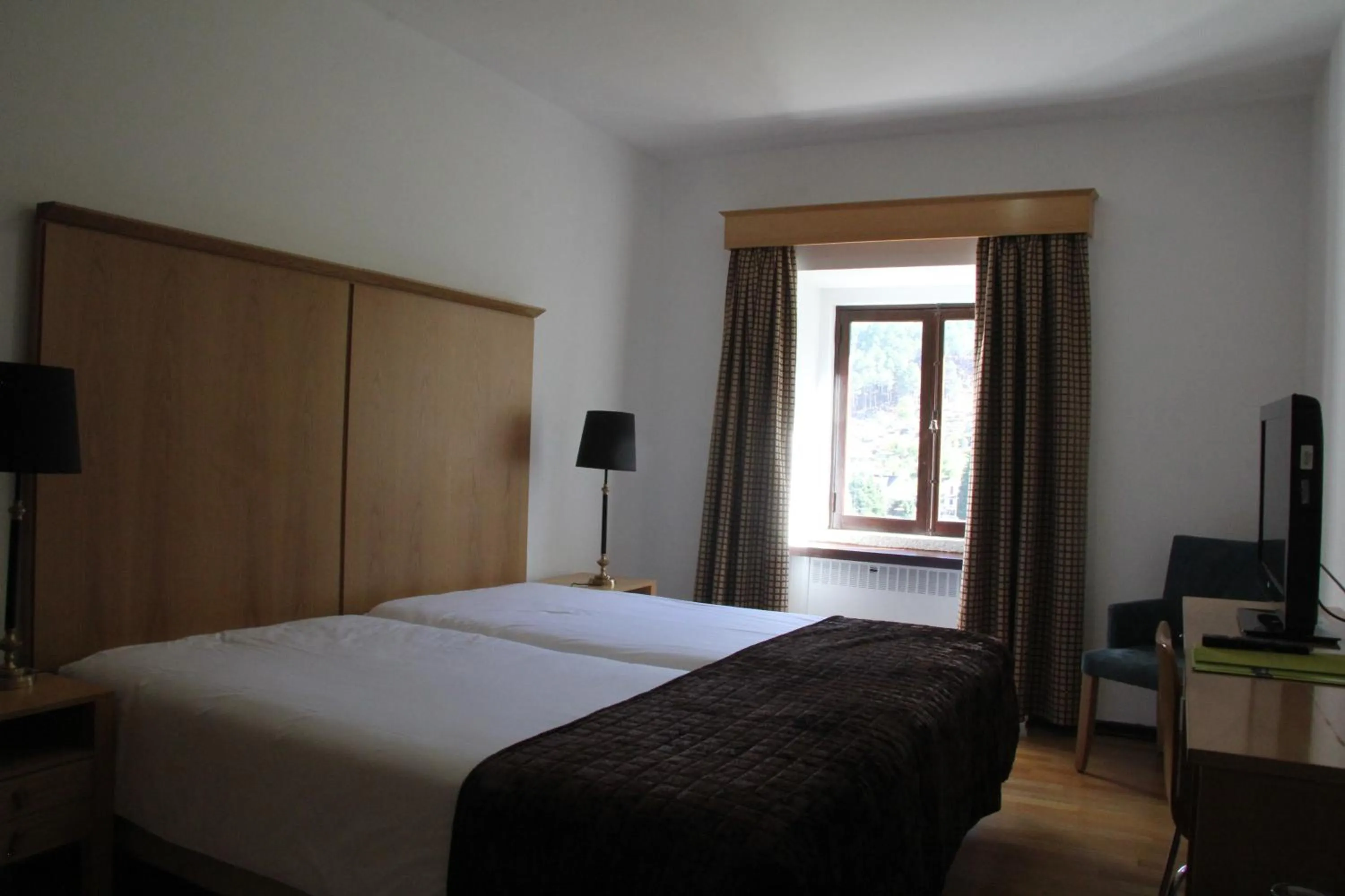 Bed in INATEL Manteigas