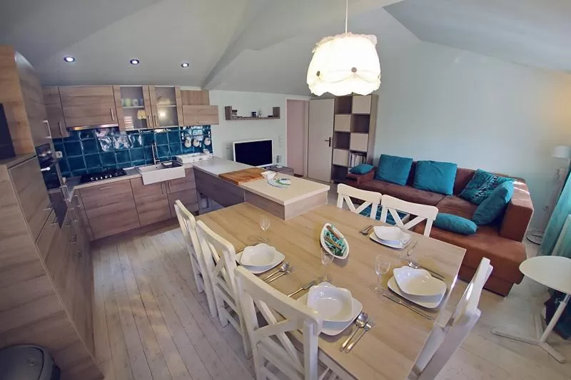 Seating area in Central Apartments Integrated Hotel