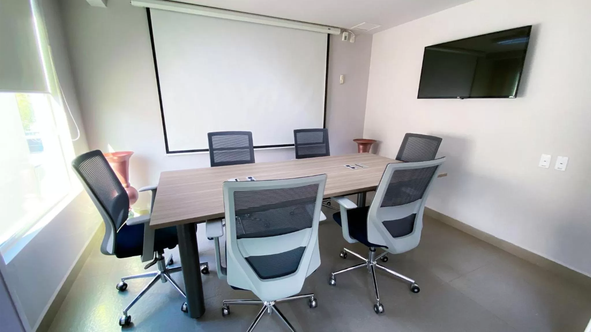 Meeting/conference room in Holiday Inn Express Culiacan by IHG