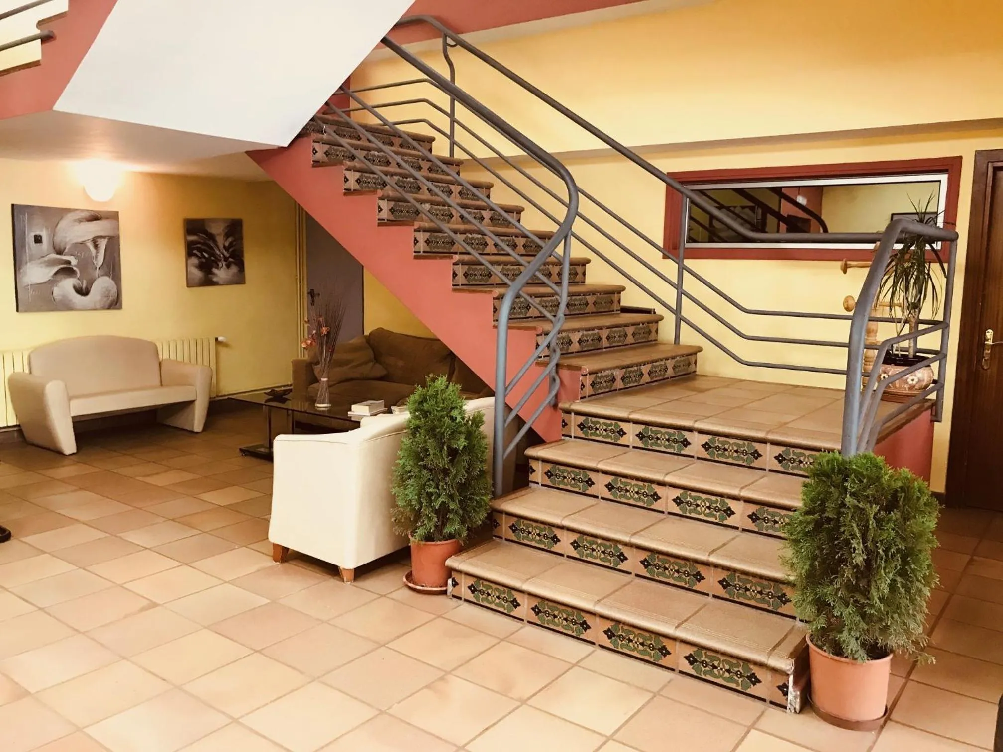 Lobby or reception in Hotel Refugi dels Isards