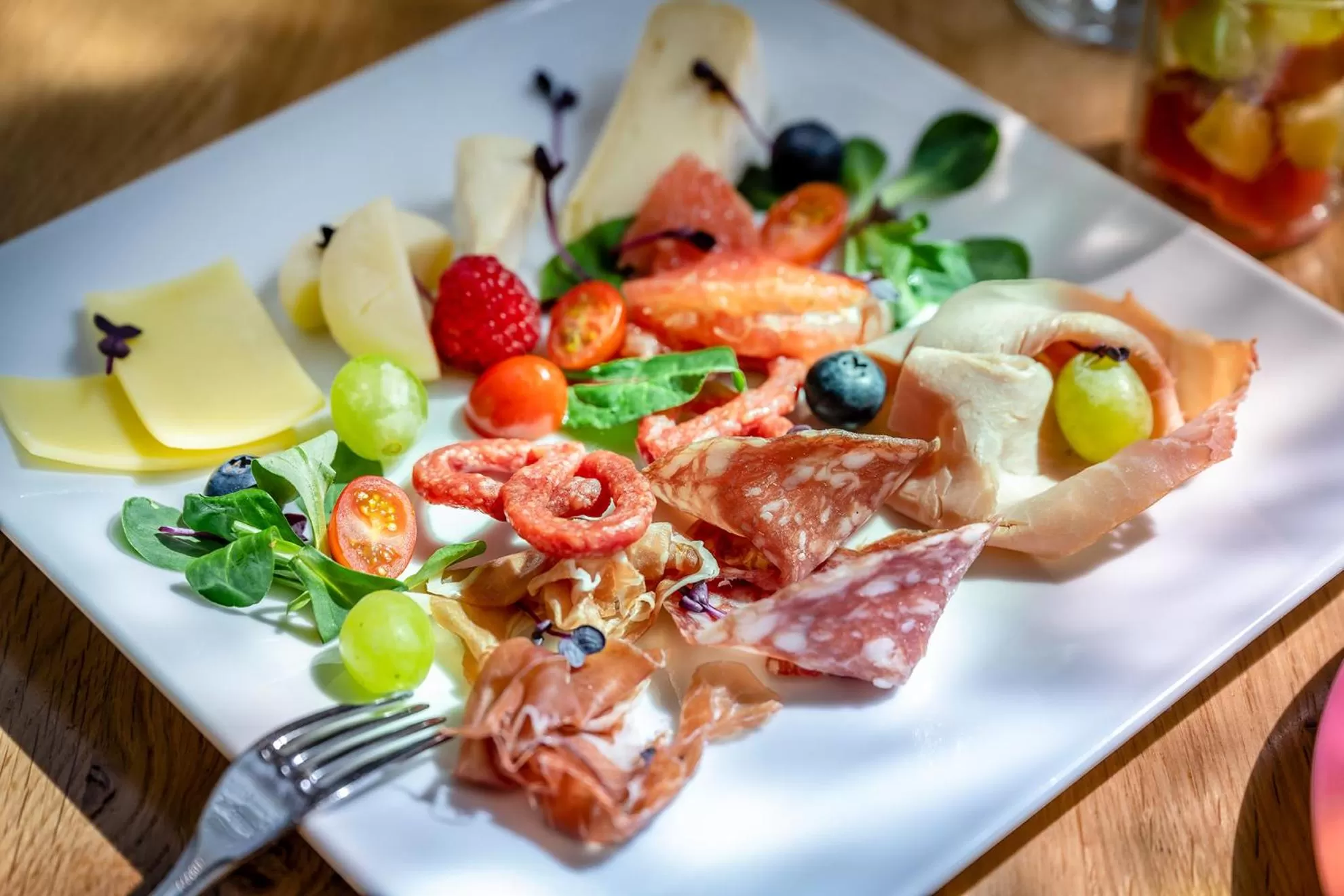 Food and drinks in Insel Hotel Bonn - Superior