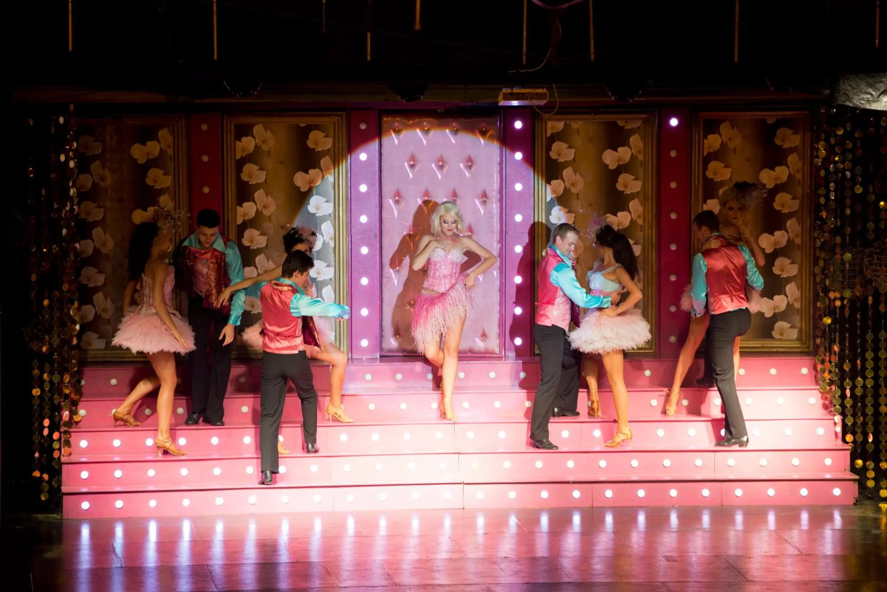 Evening entertainment in Xanadu Resort - High Class All Inclusive