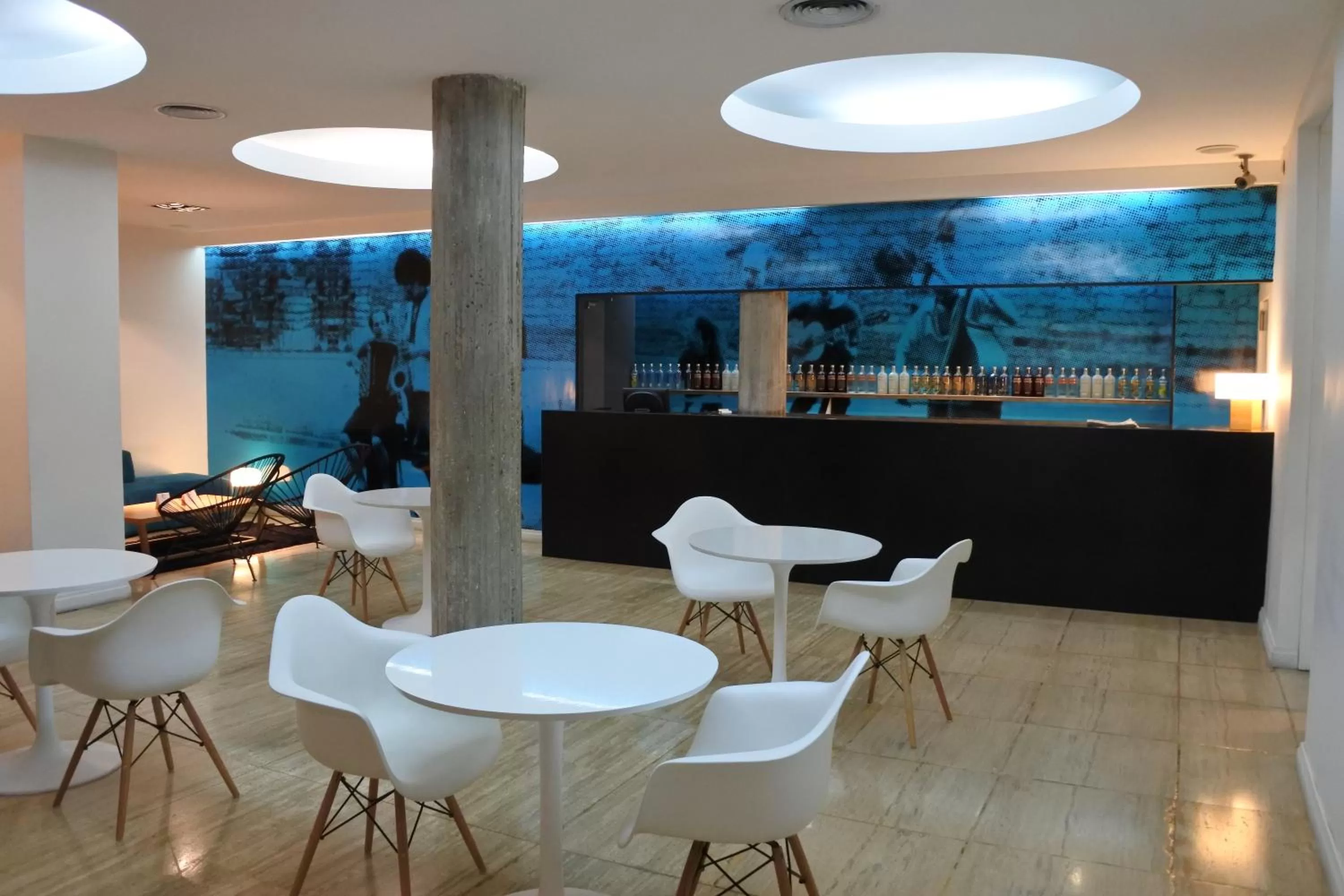 Lounge or bar in Rochester Hotel Classic