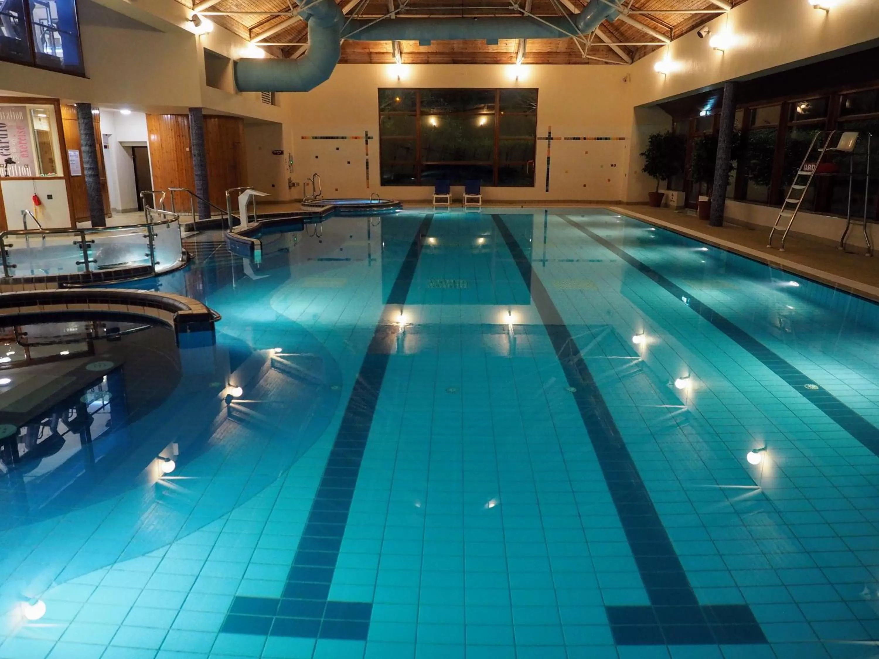 Swimming pool in Tullamore Court Hotel
