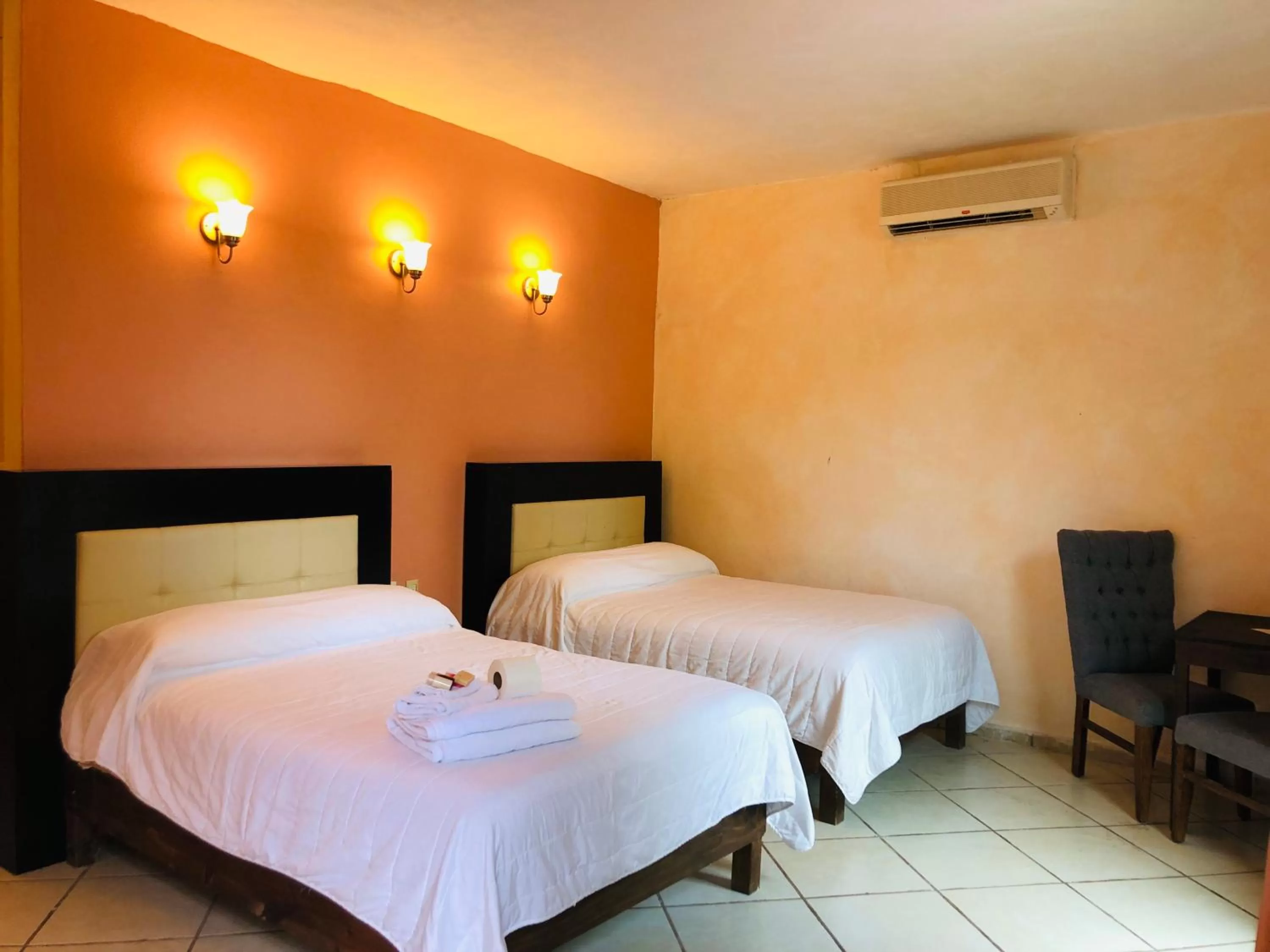 Bed in Hotel Camino Surreal Xilitla