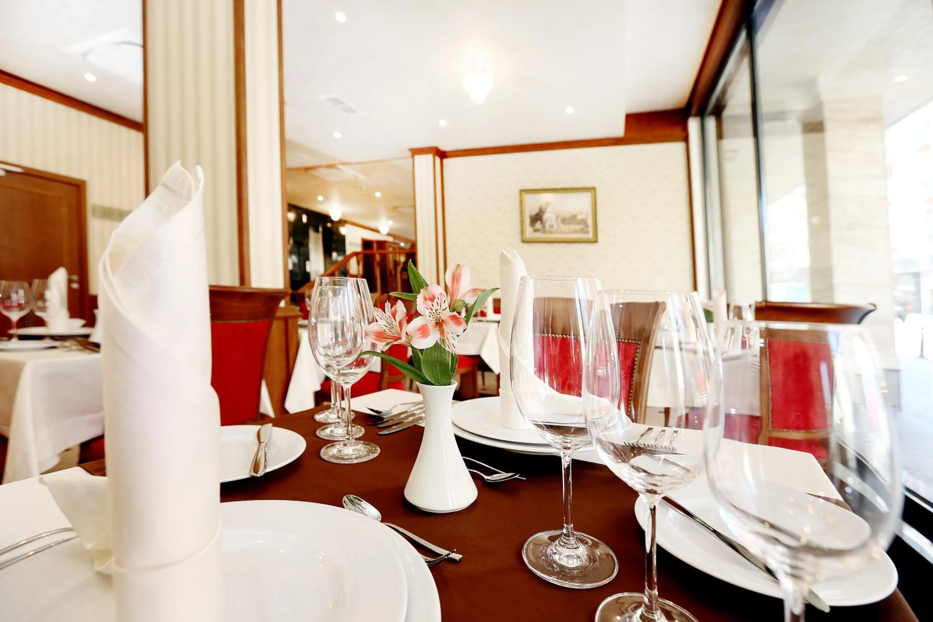 Restaurant/places to eat in Hotel COOP, Sofia