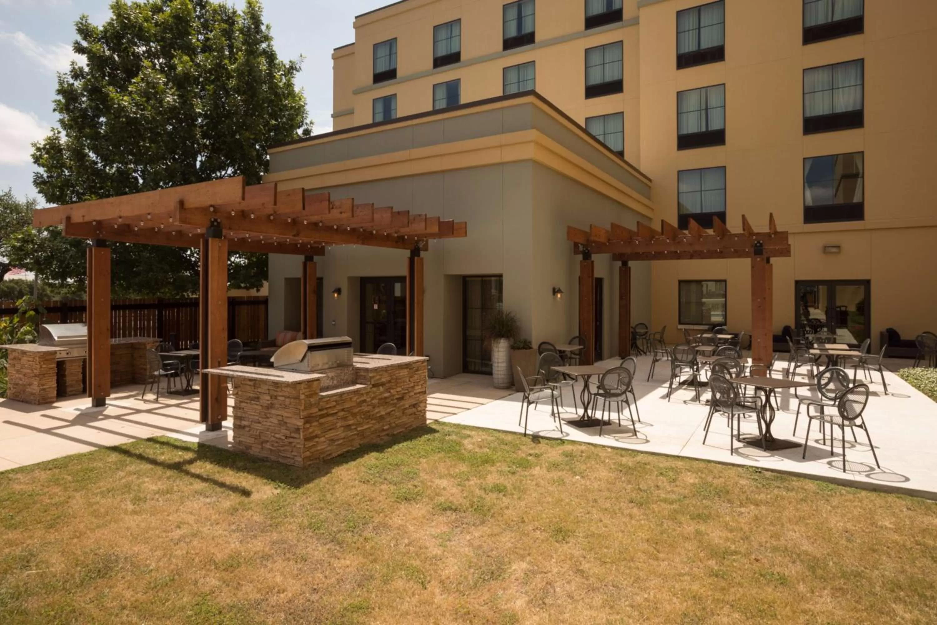 Patio in Homewood Suites by Hilton San Antonio North