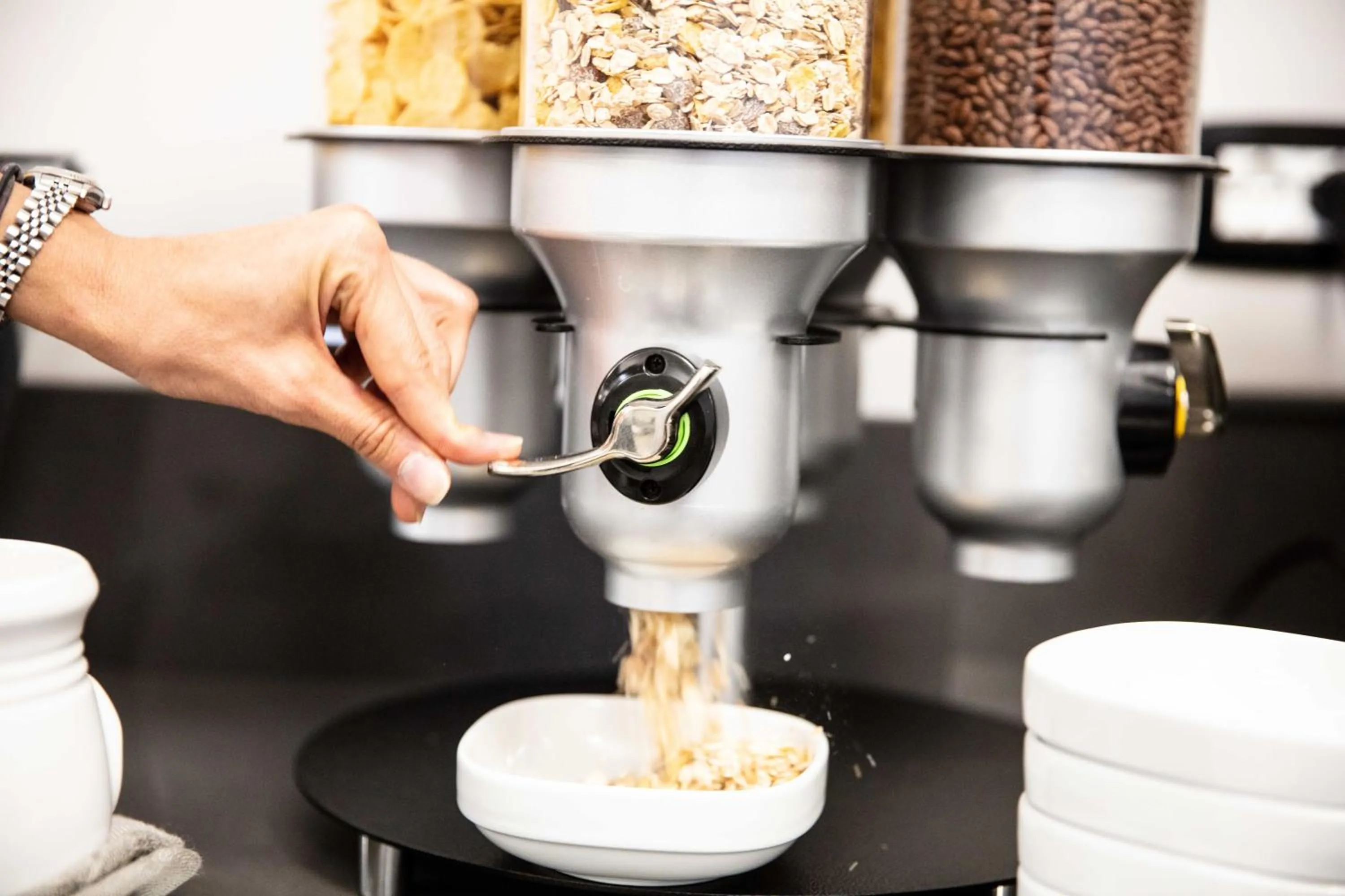 Restaurant/places to eat in Hotel Esperia