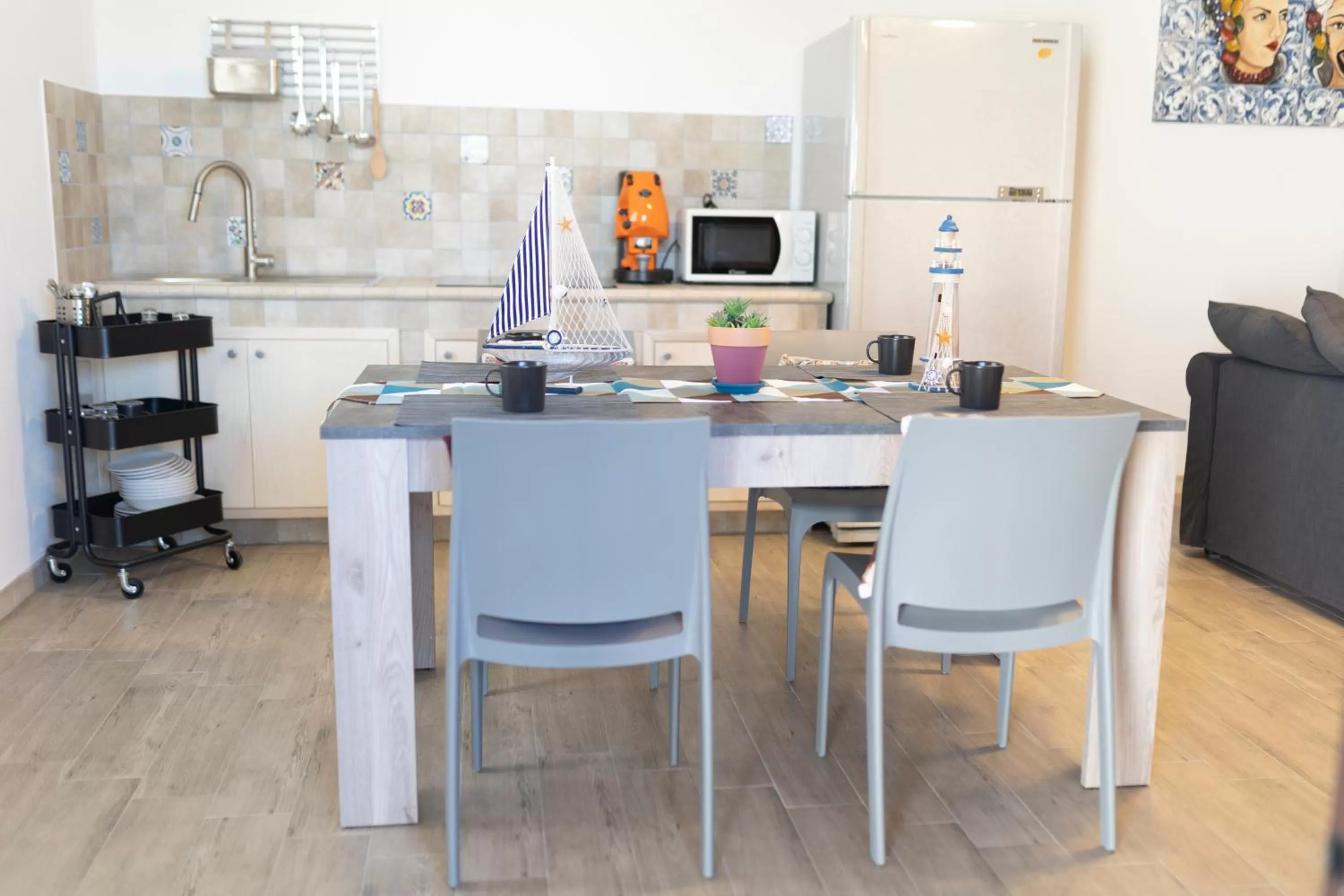 MrBrown - Cinzia Resort Beach