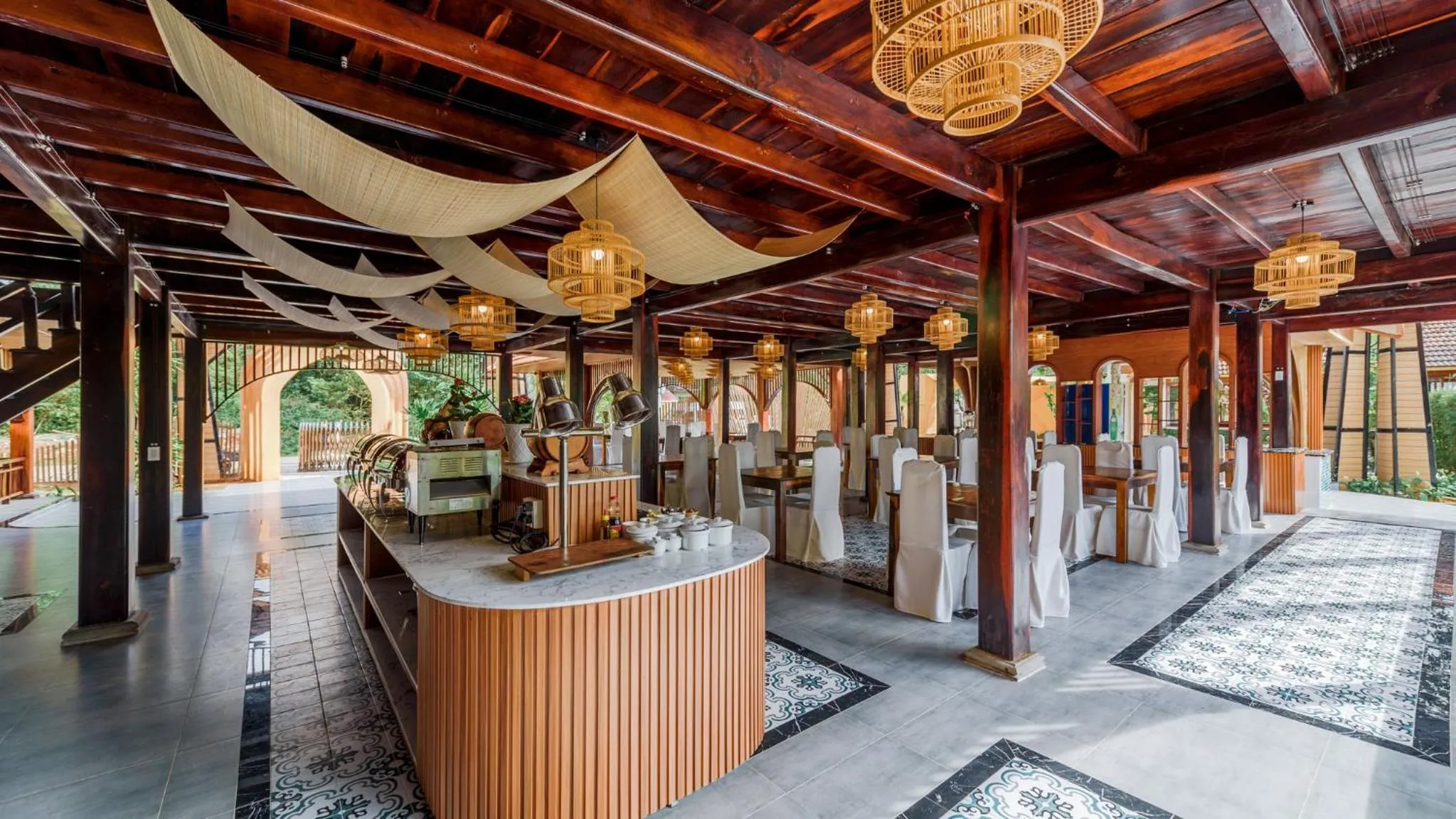 Restaurant/places to eat in Elwood Premier Resort Phu Quoc